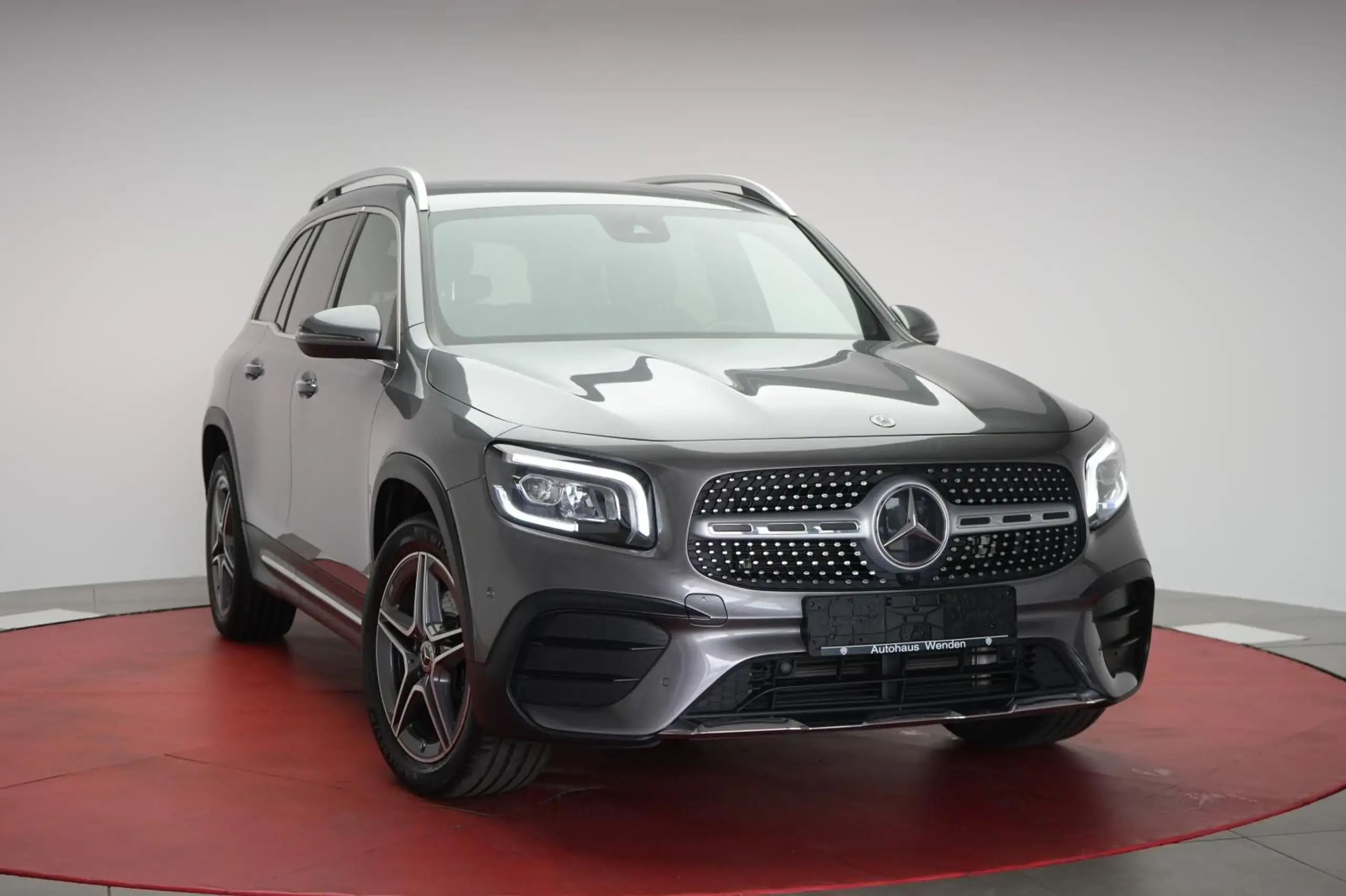 Mercedes-Benz GLB 200 2020