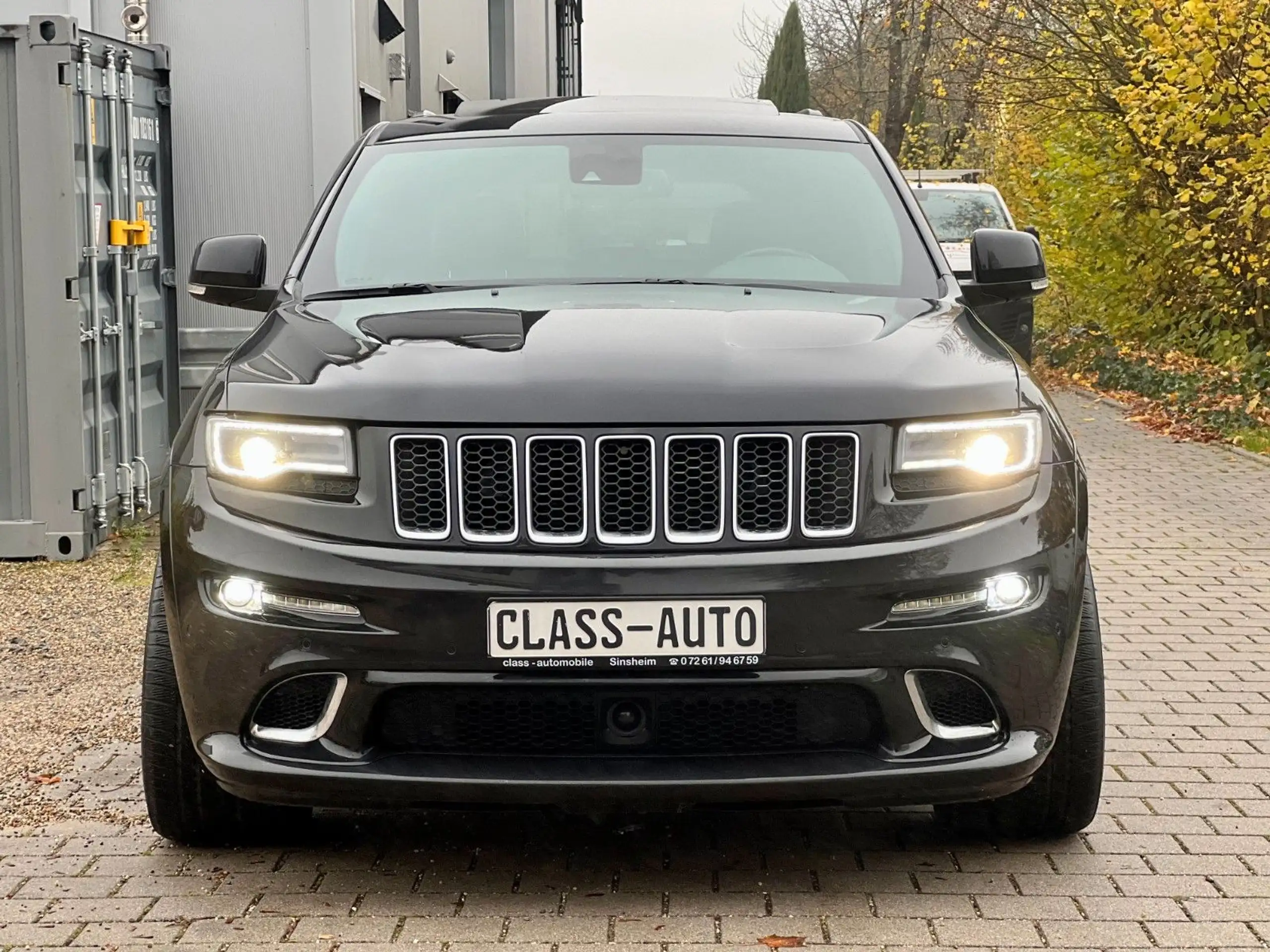 Jeep - Grand Cherokee