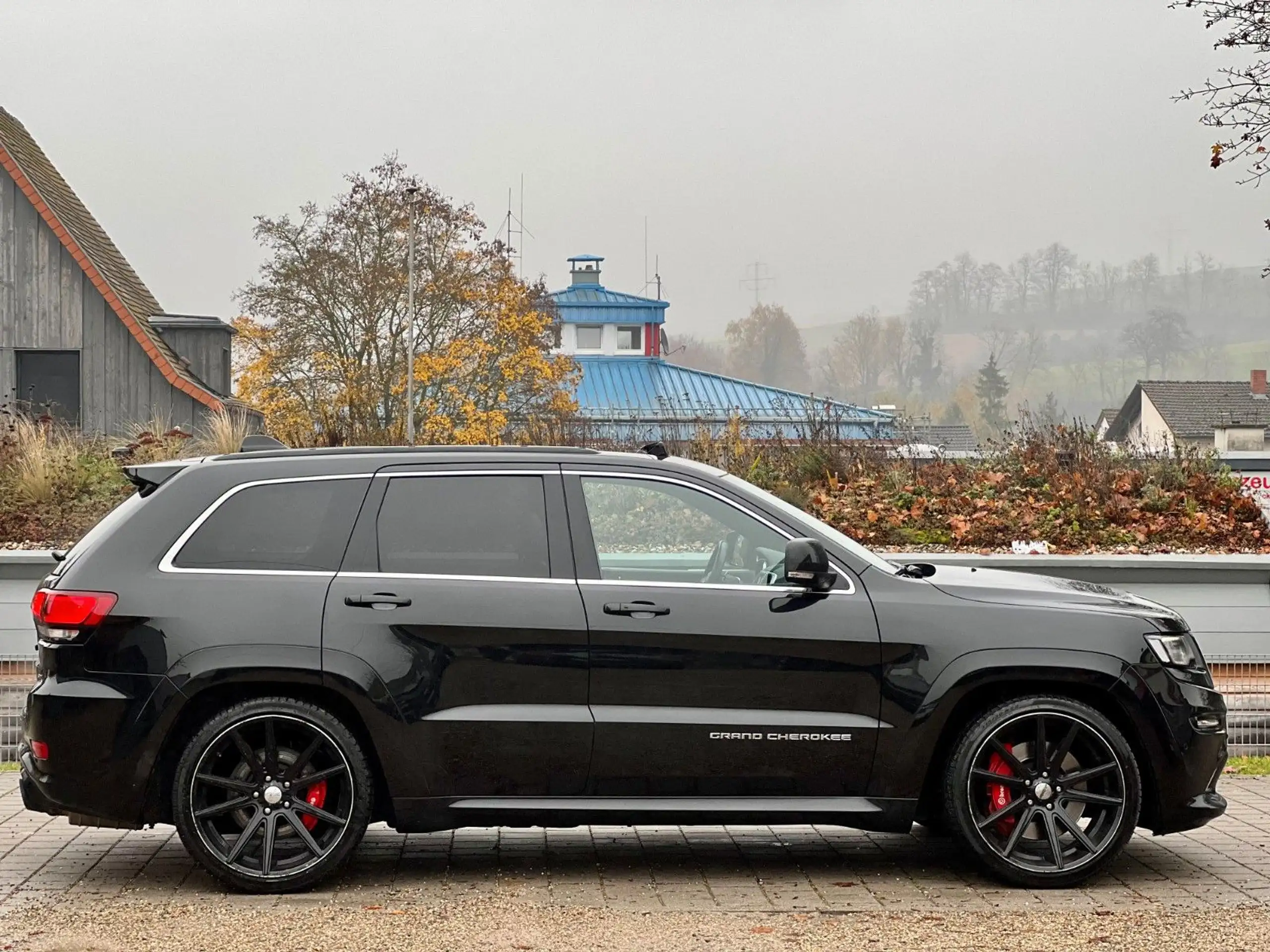 Jeep - Grand Cherokee