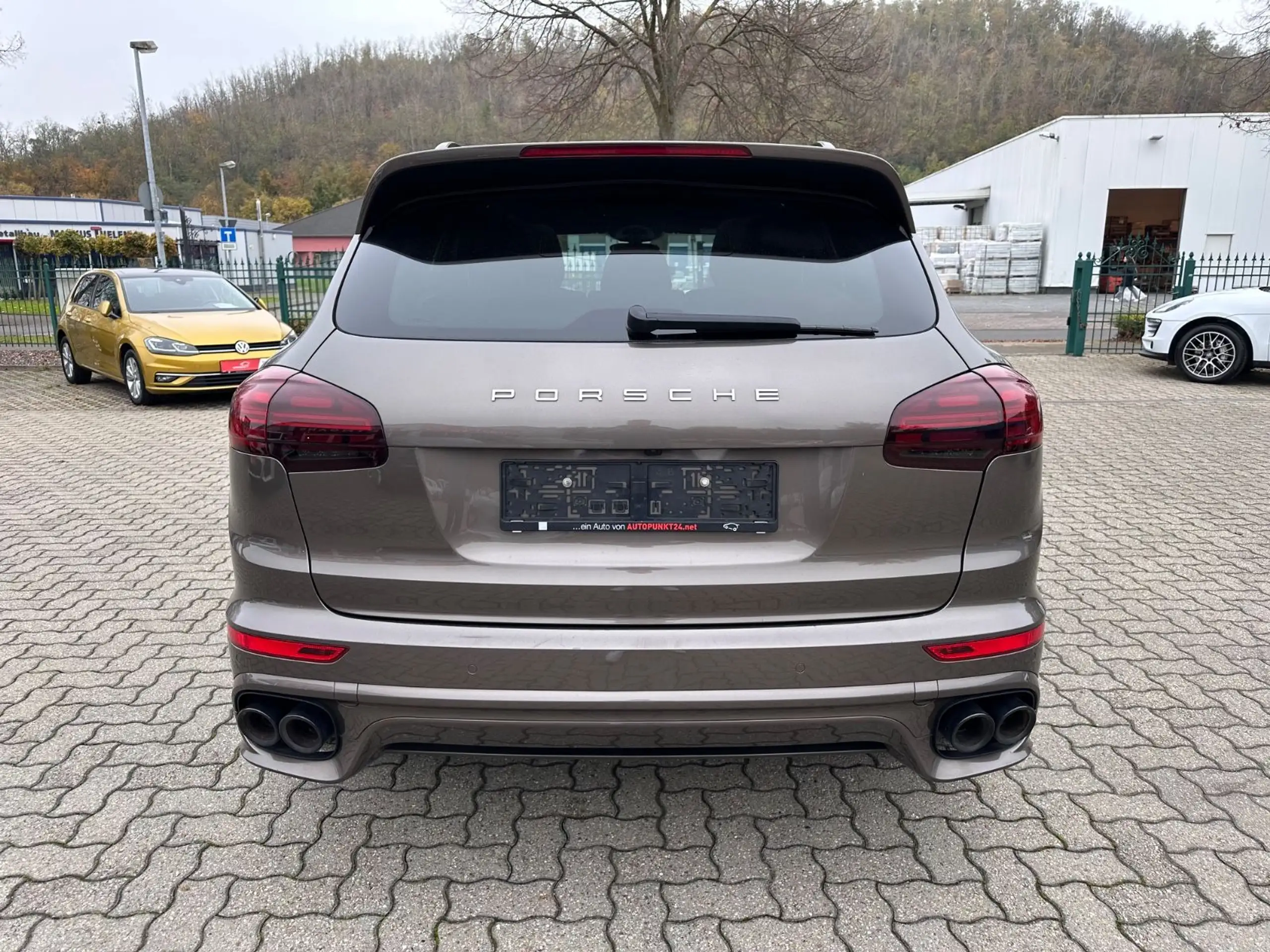 Porsche - Cayenne