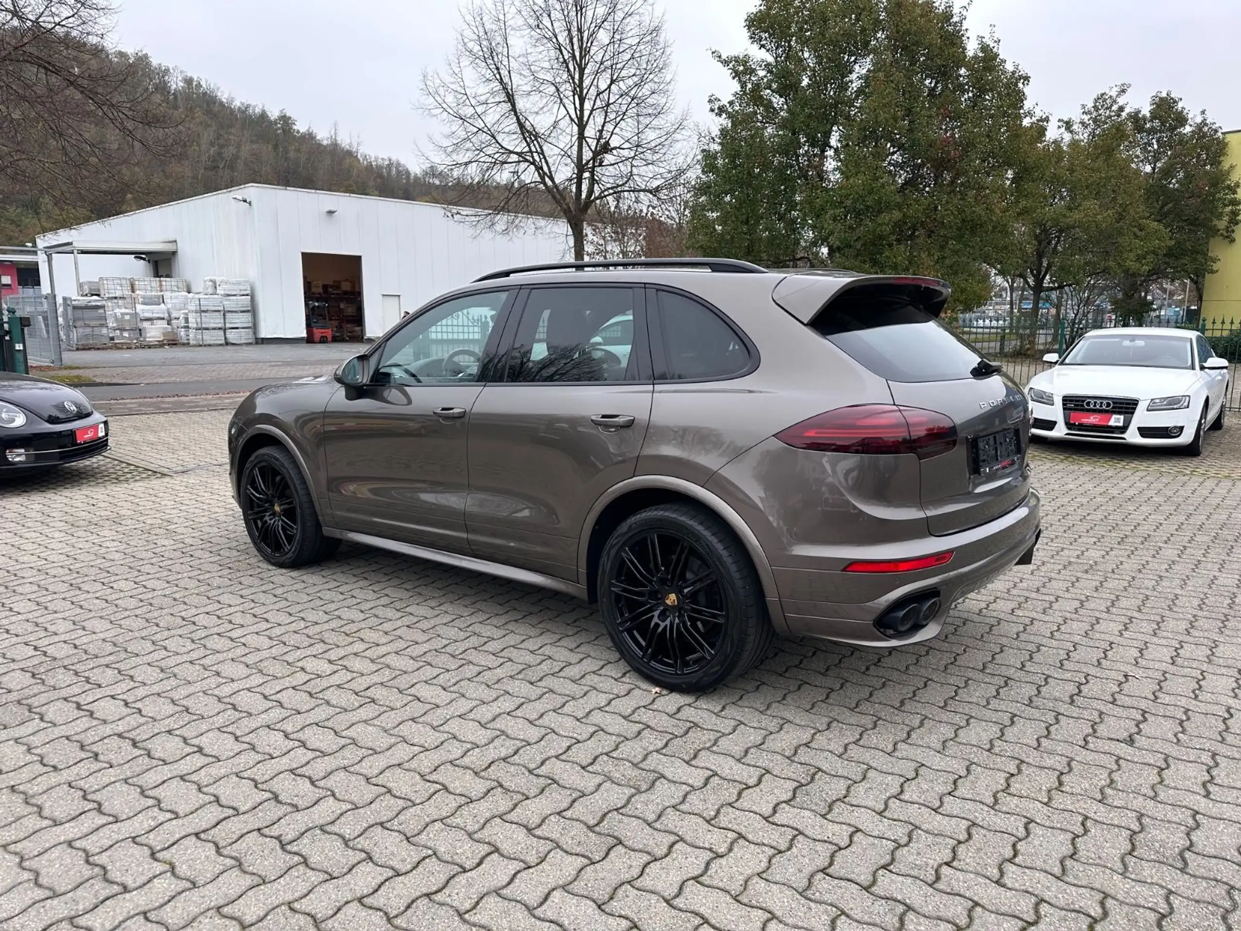 Porsche - Cayenne