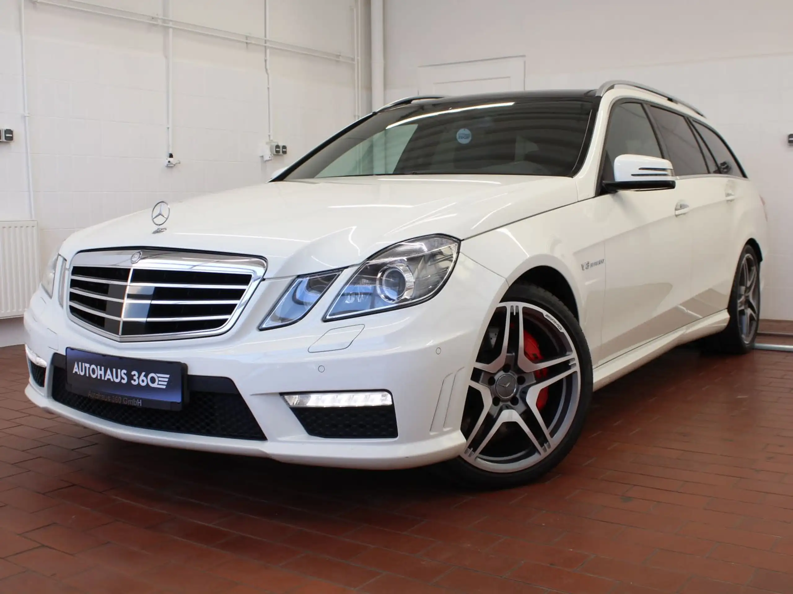 Mercedes-Benz E 63 AMG 2012