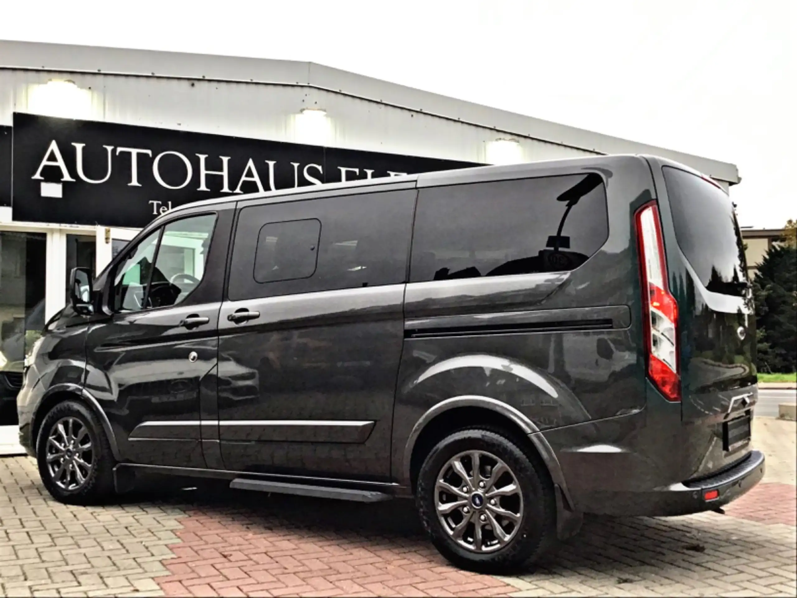 Ford - Transit Custom