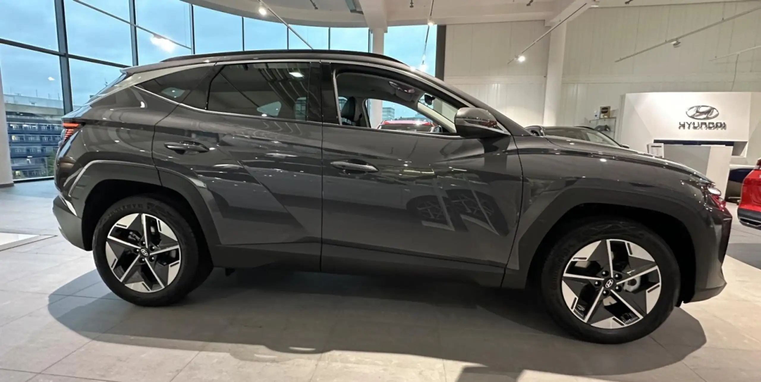 Hyundai - TUCSON