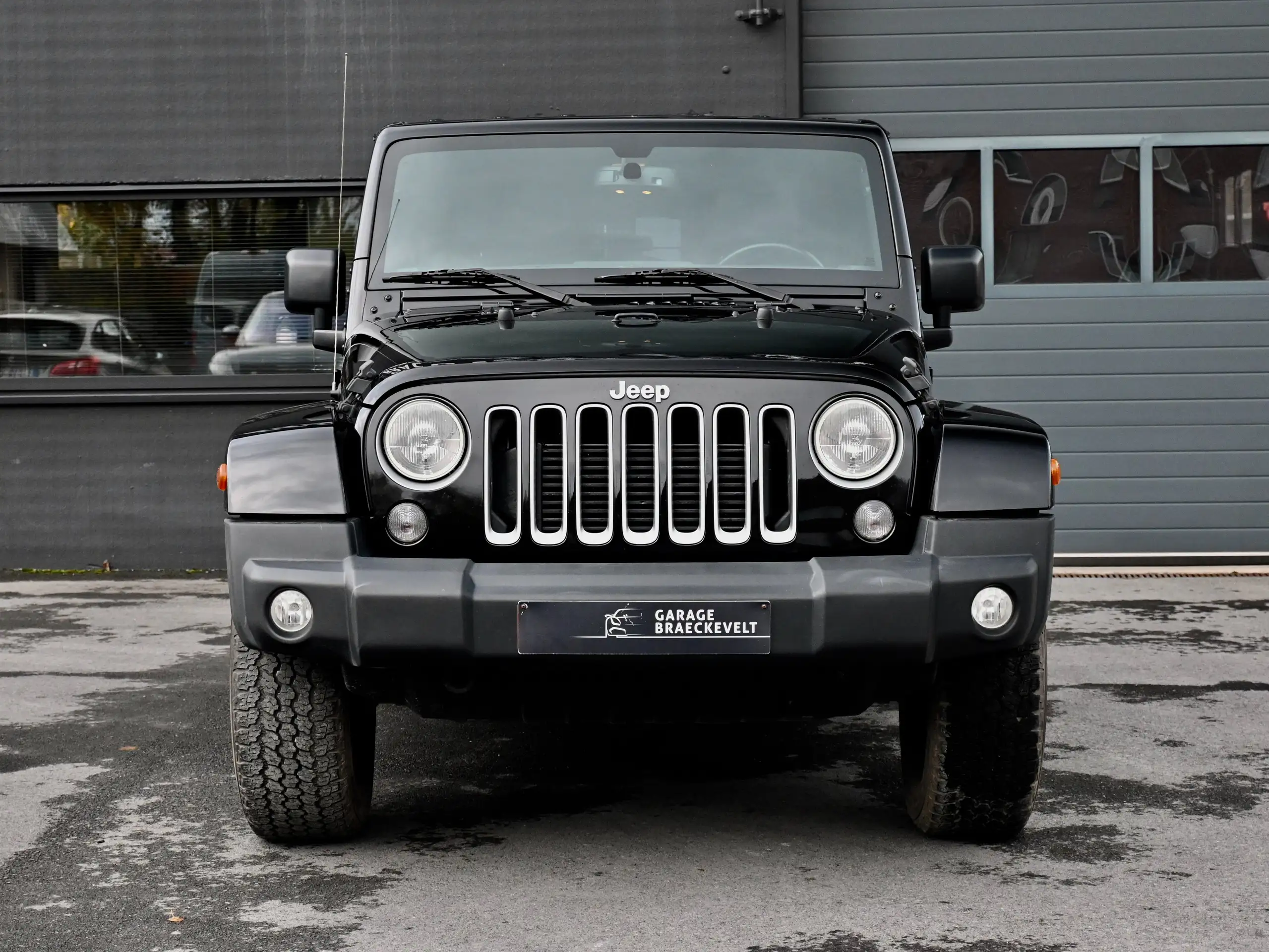 Jeep - Wrangler