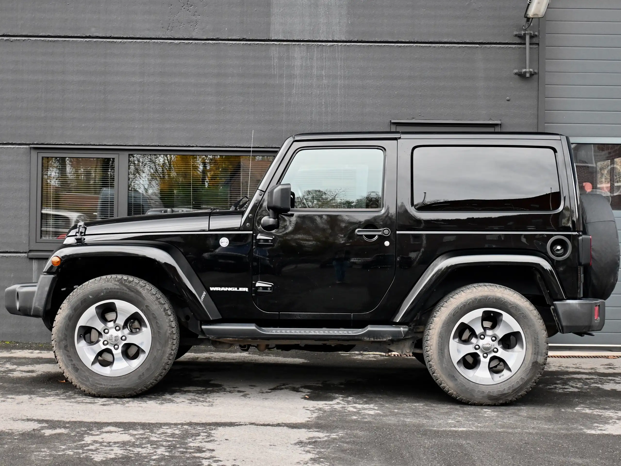 Jeep - Wrangler