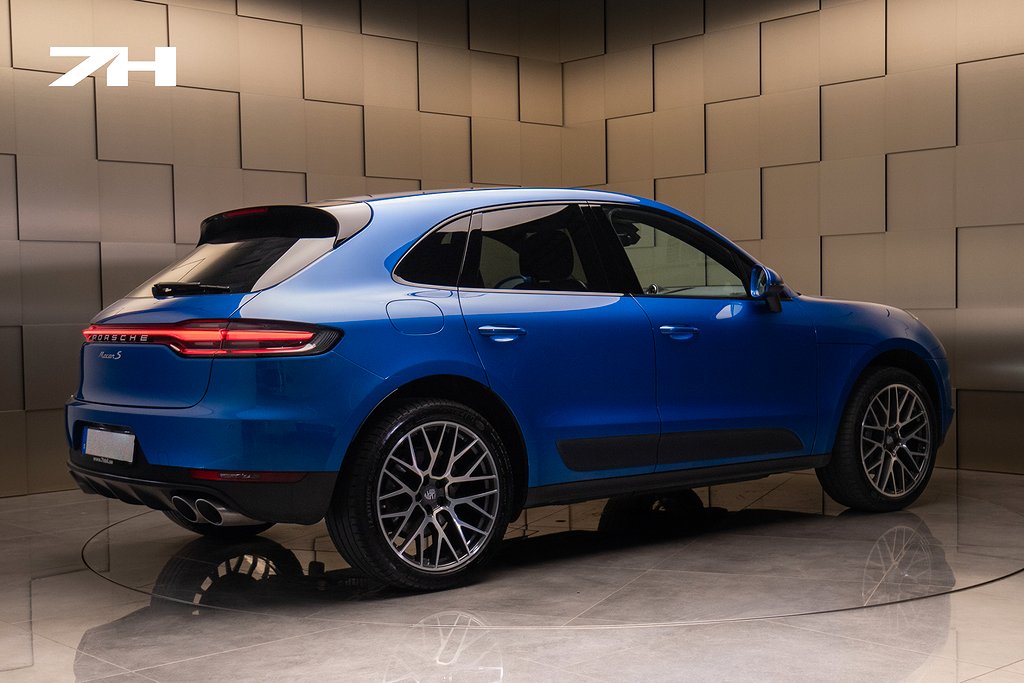 Porsche - Macan