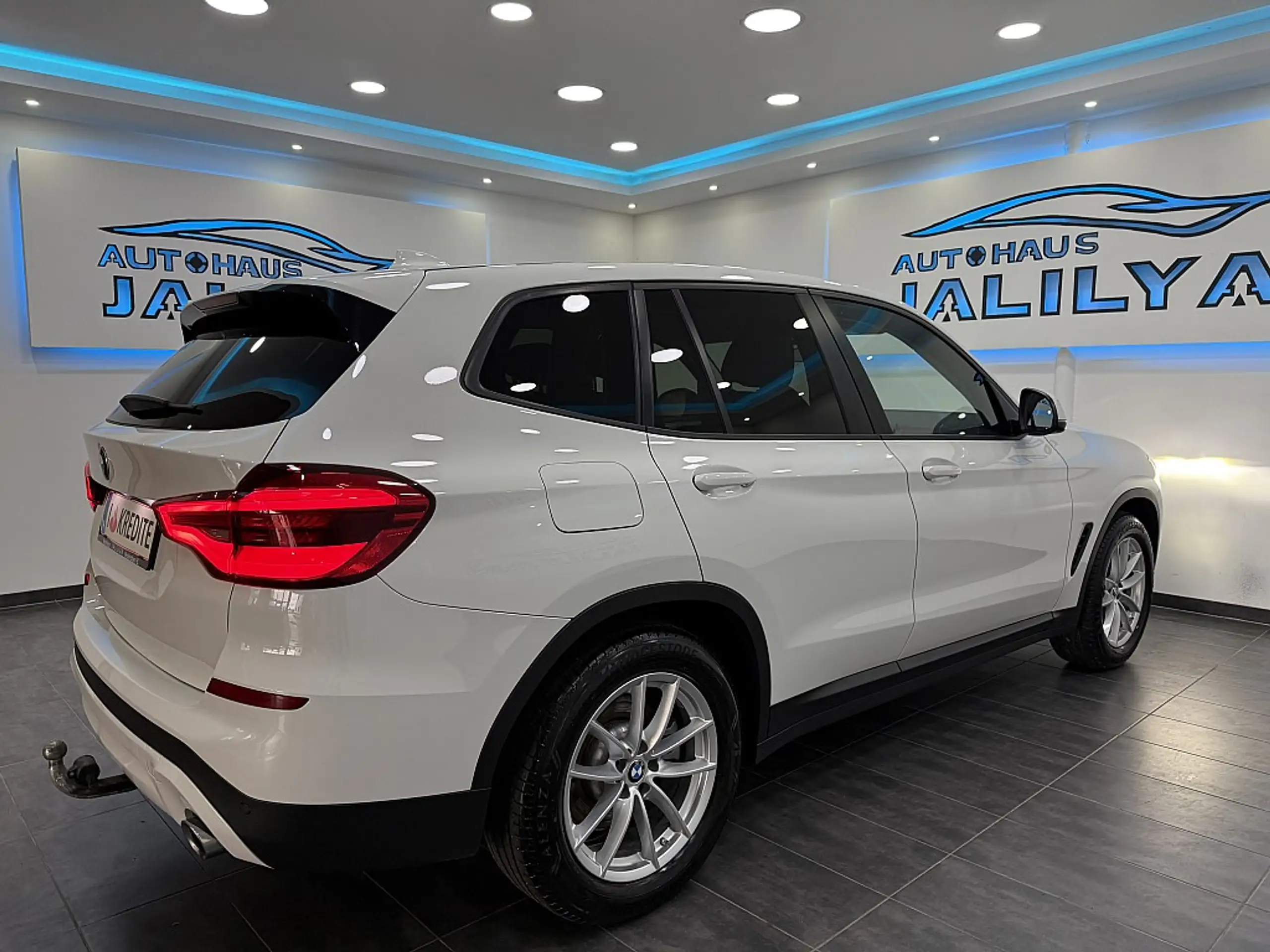 BMW - X3