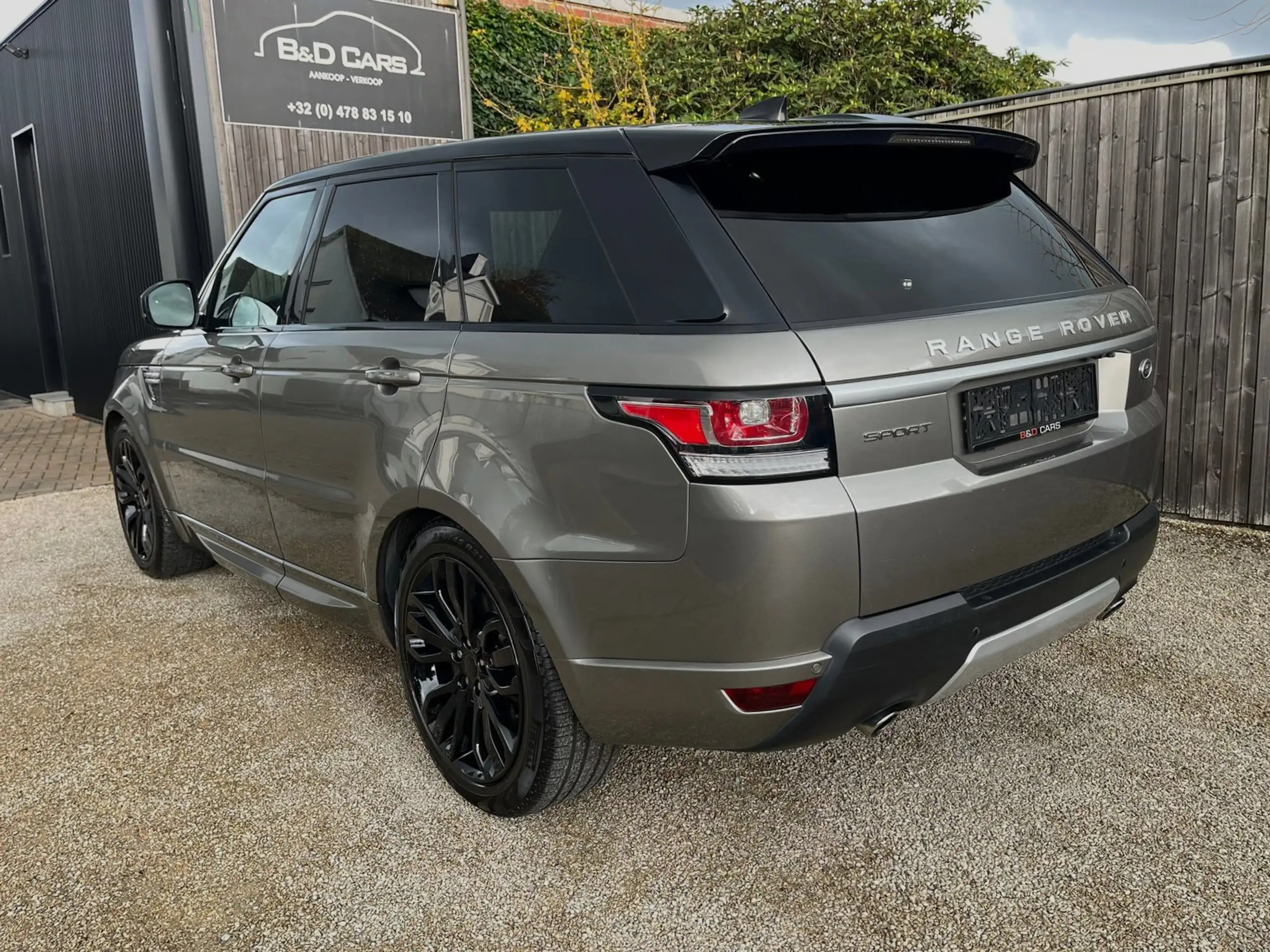 Land Rover - Range Rover Sport