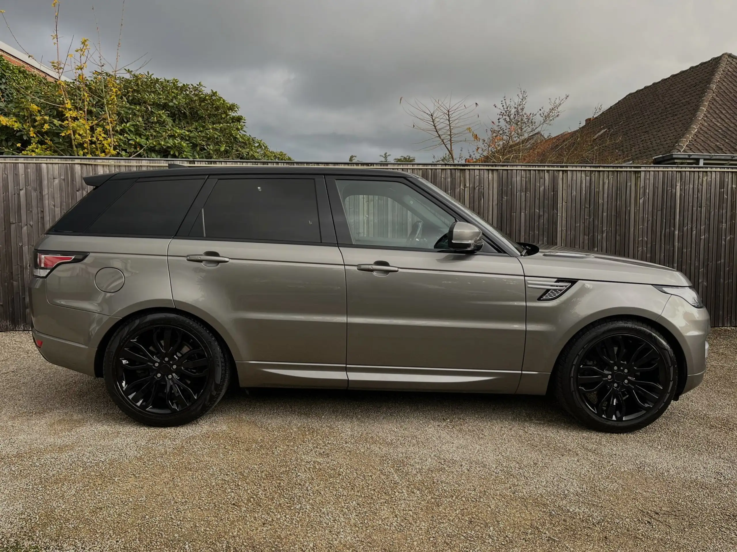 Land Rover - Range Rover Sport