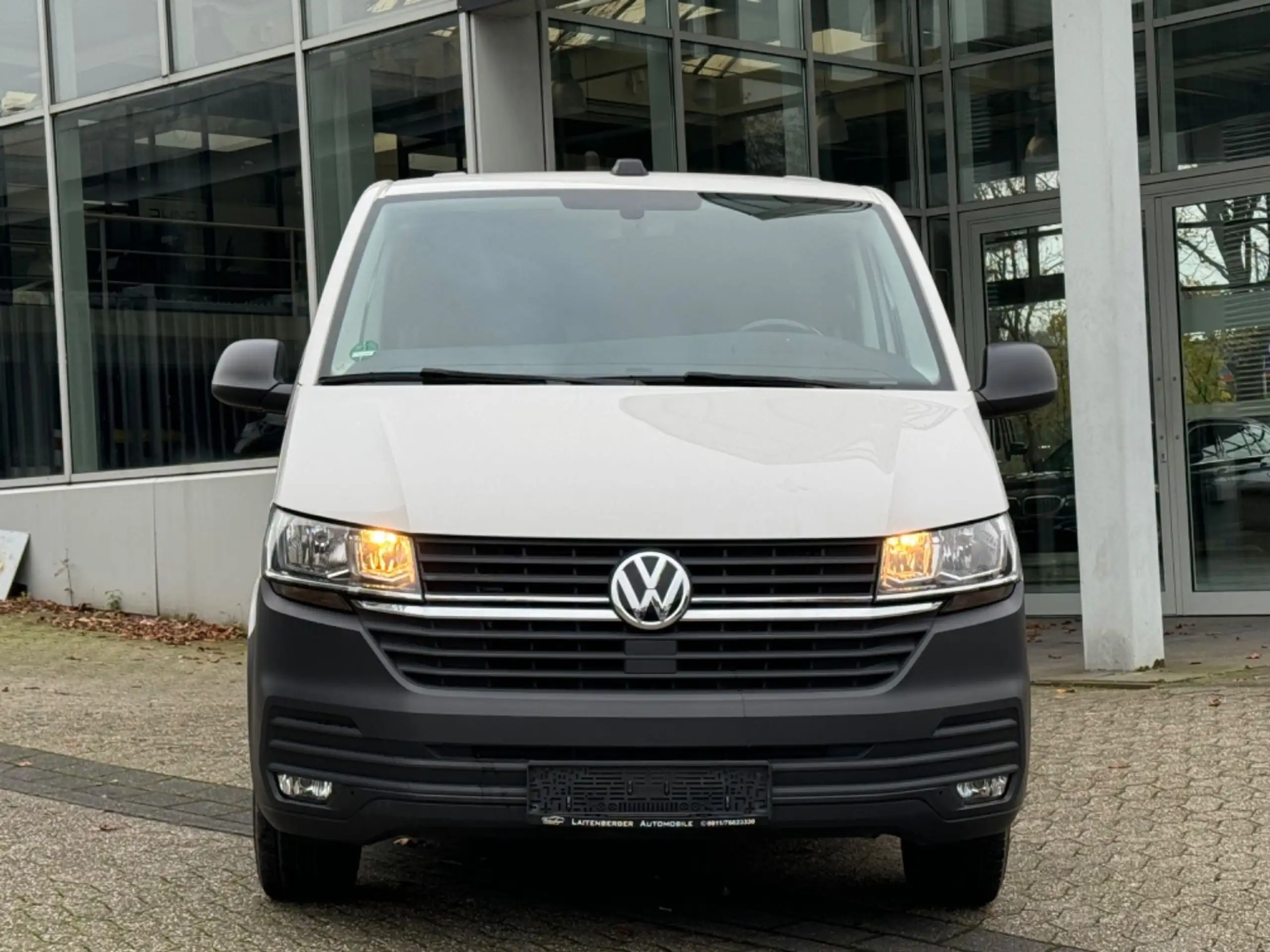 Volkswagen - T6 Transporter