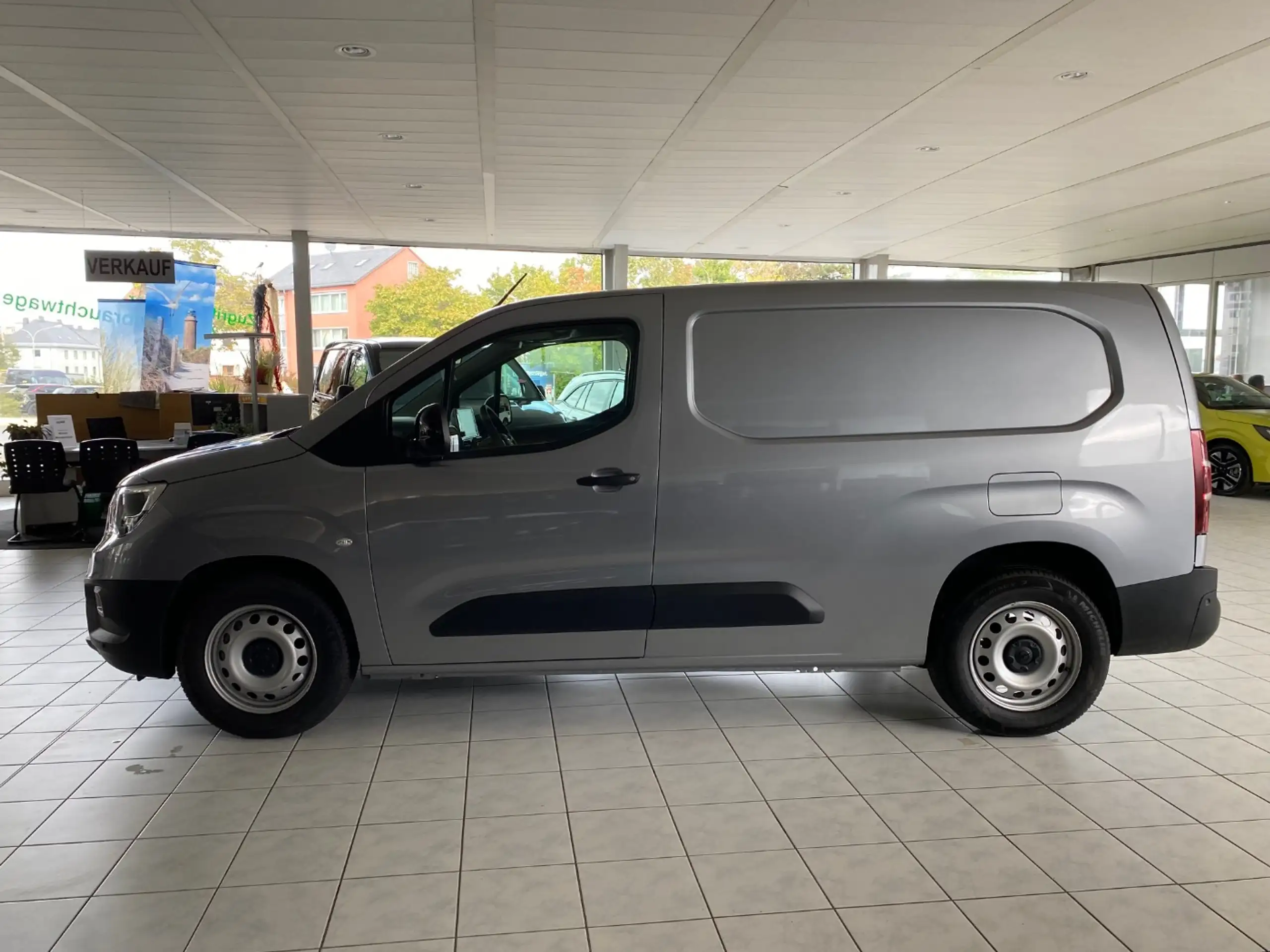 Opel - Combo-e