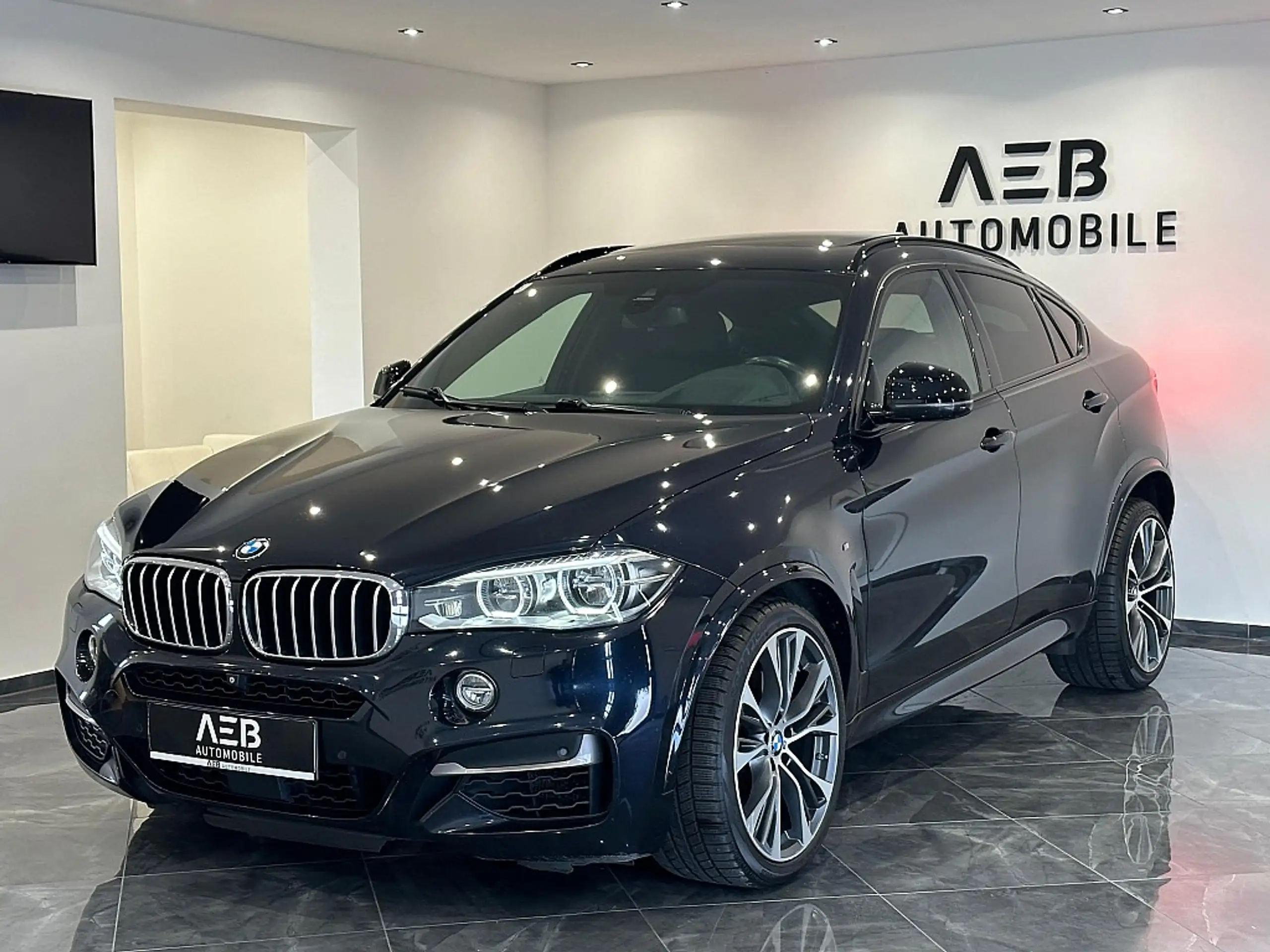 BMW - X6 M