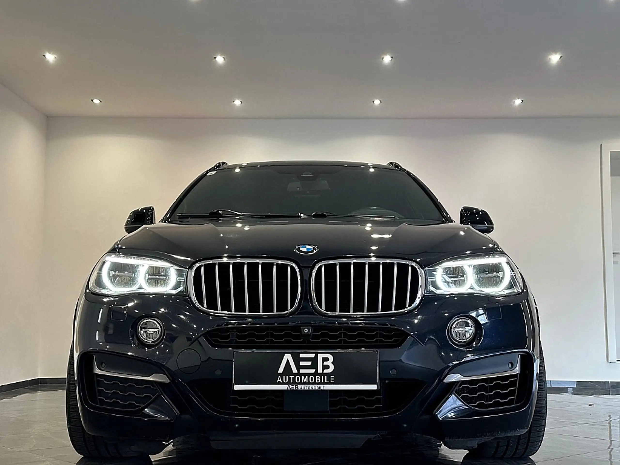 BMW - X6 M