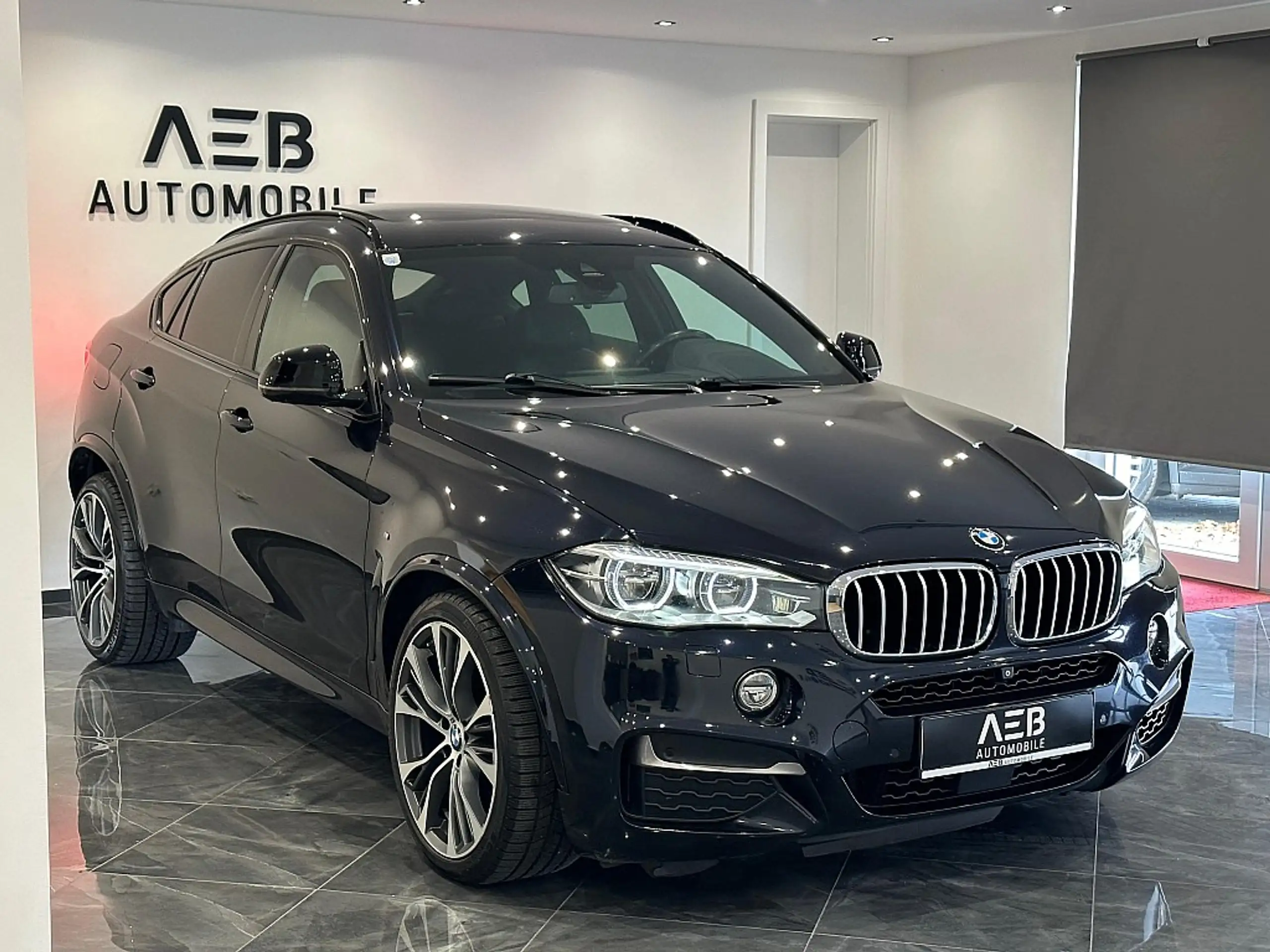 BMW - X6 M