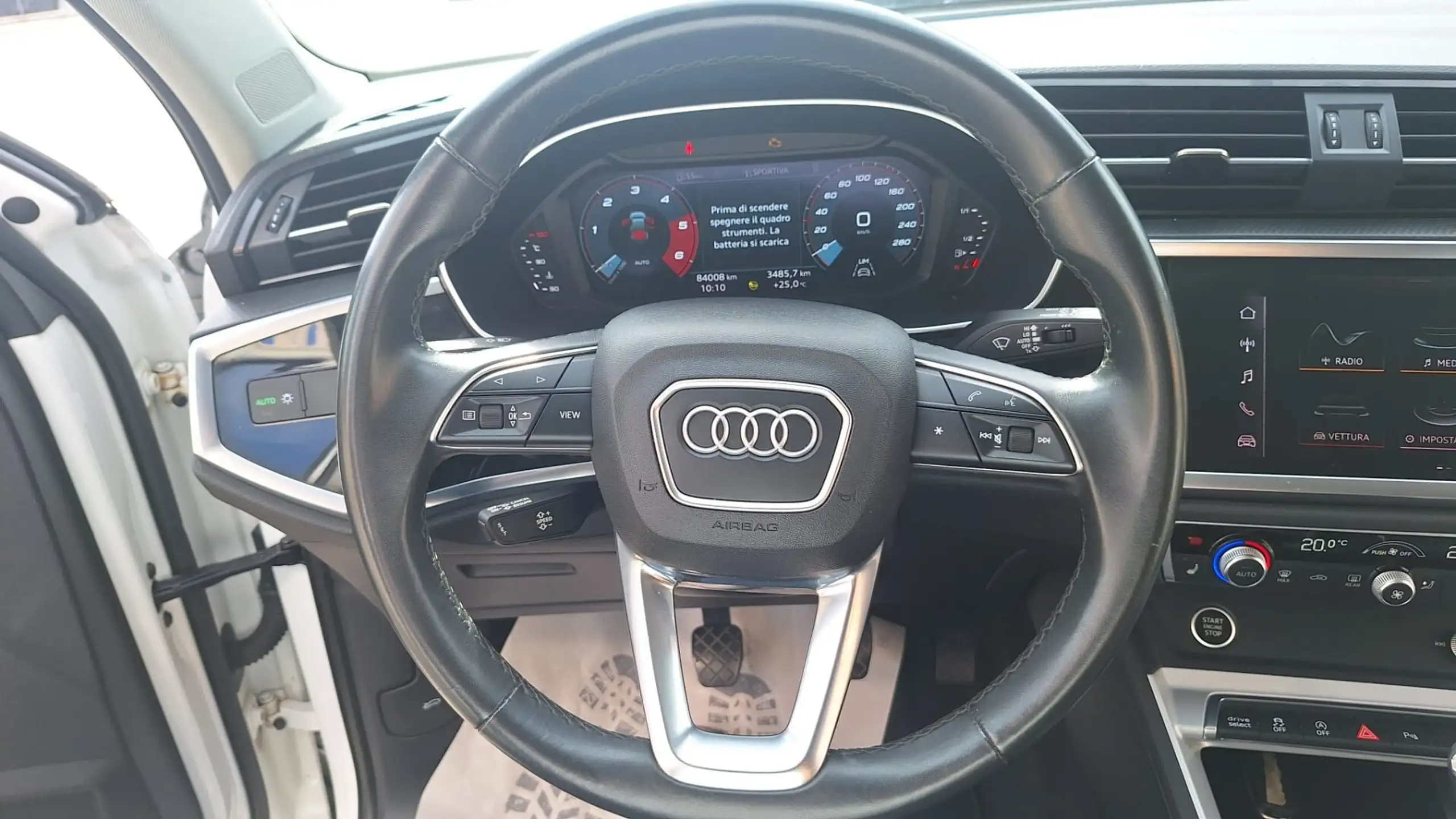 Audi - Q3