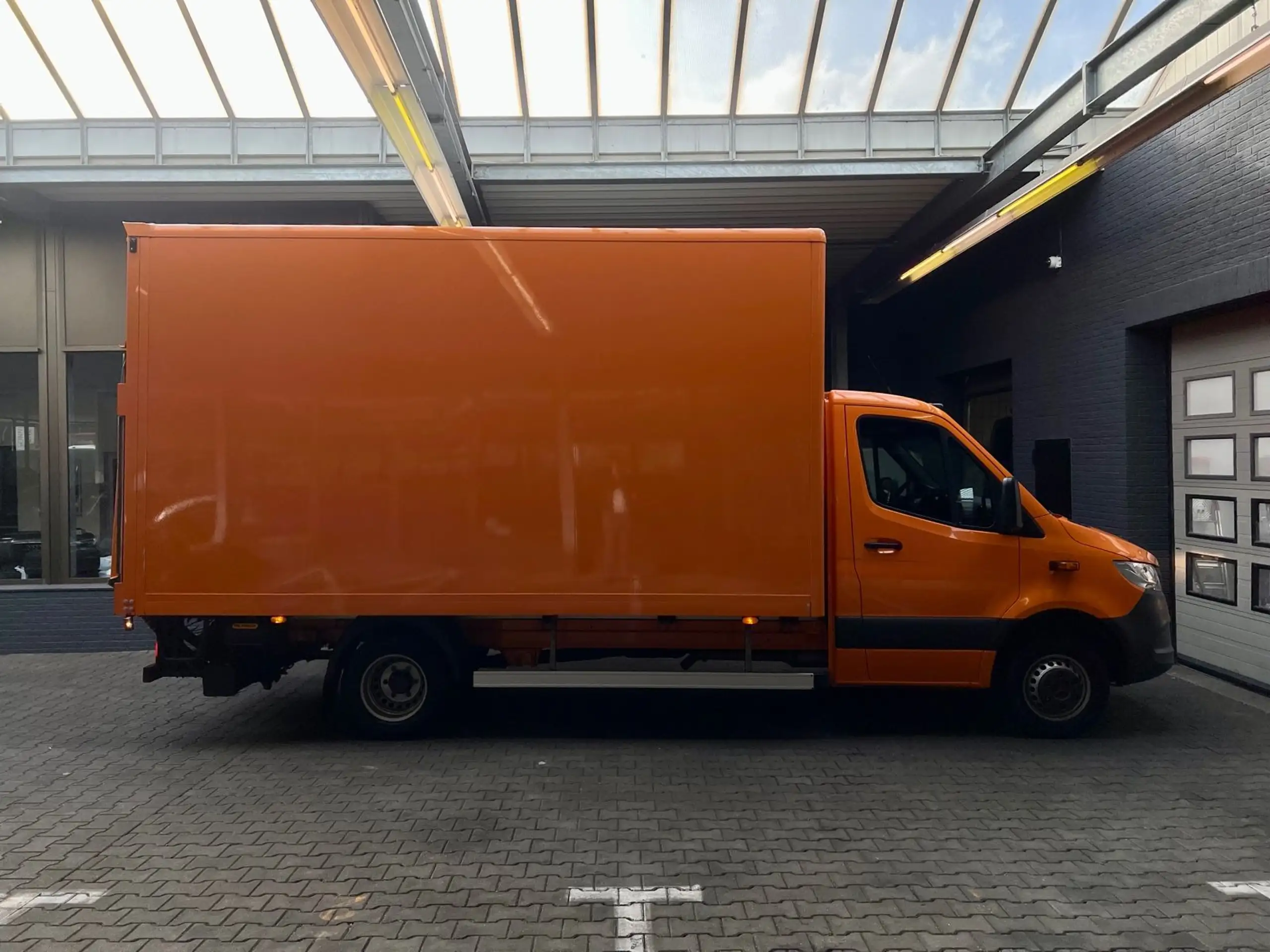 Mercedes-Benz - Sprinter