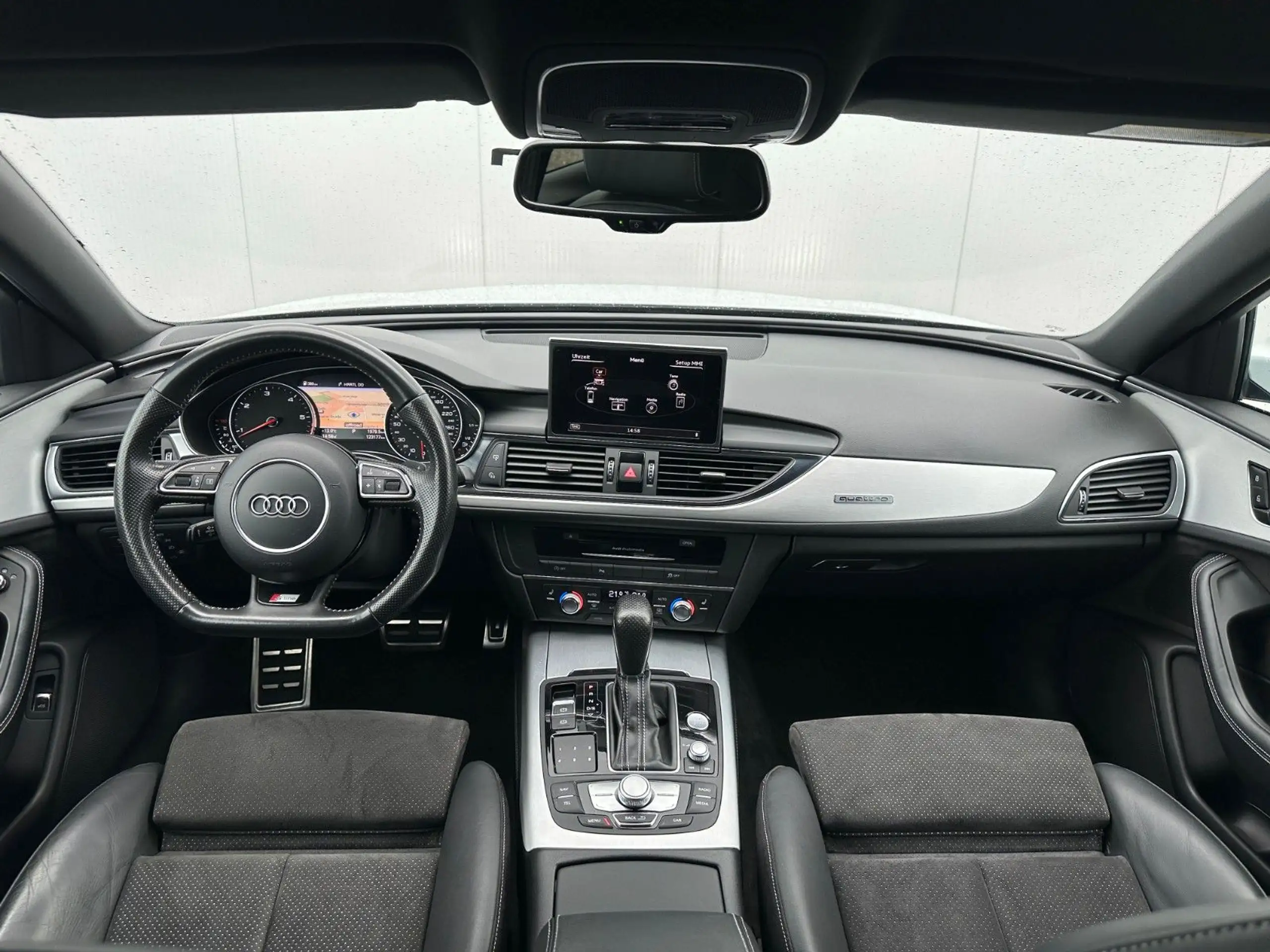 Audi - A6