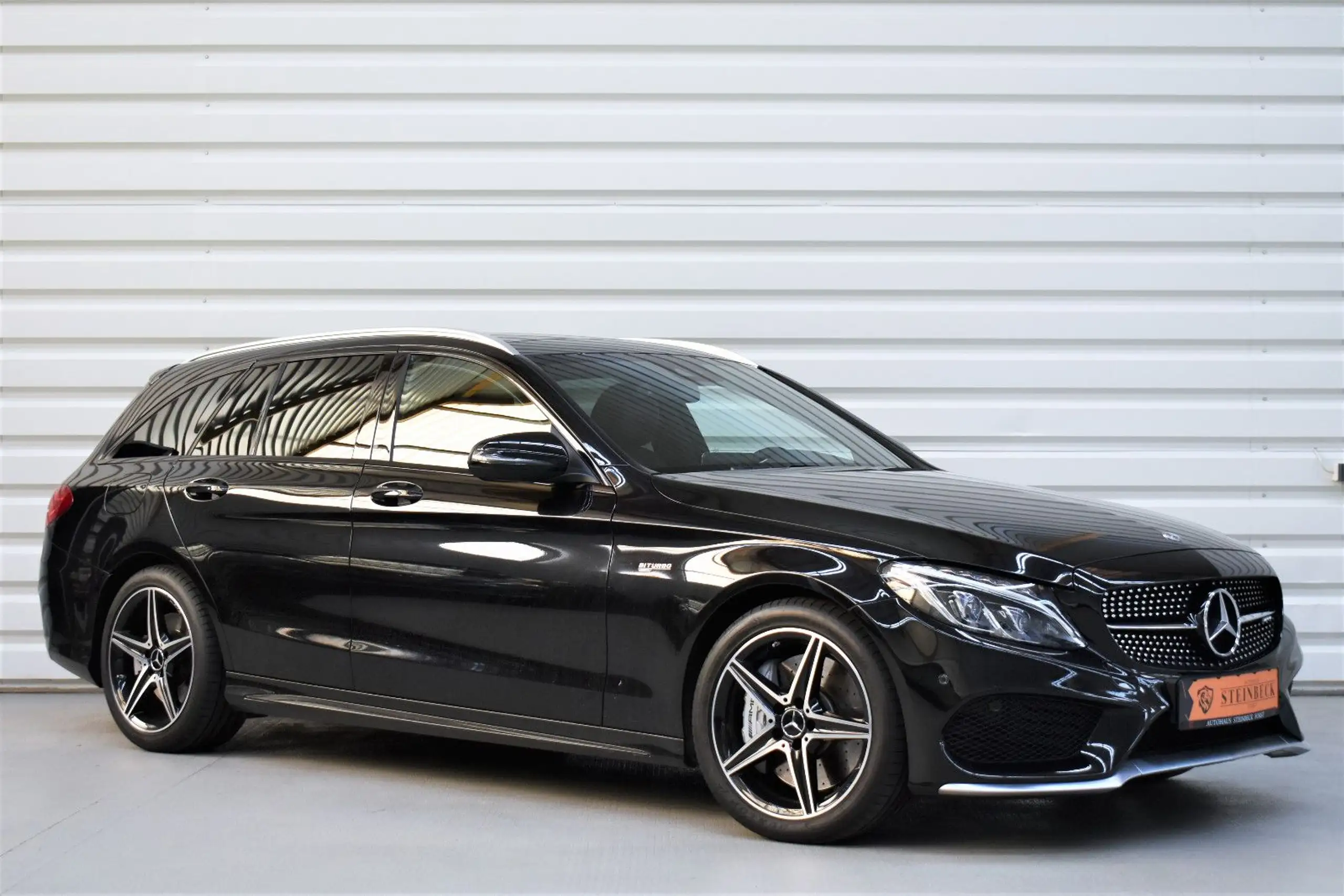 Mercedes-Benz - C 43 AMG