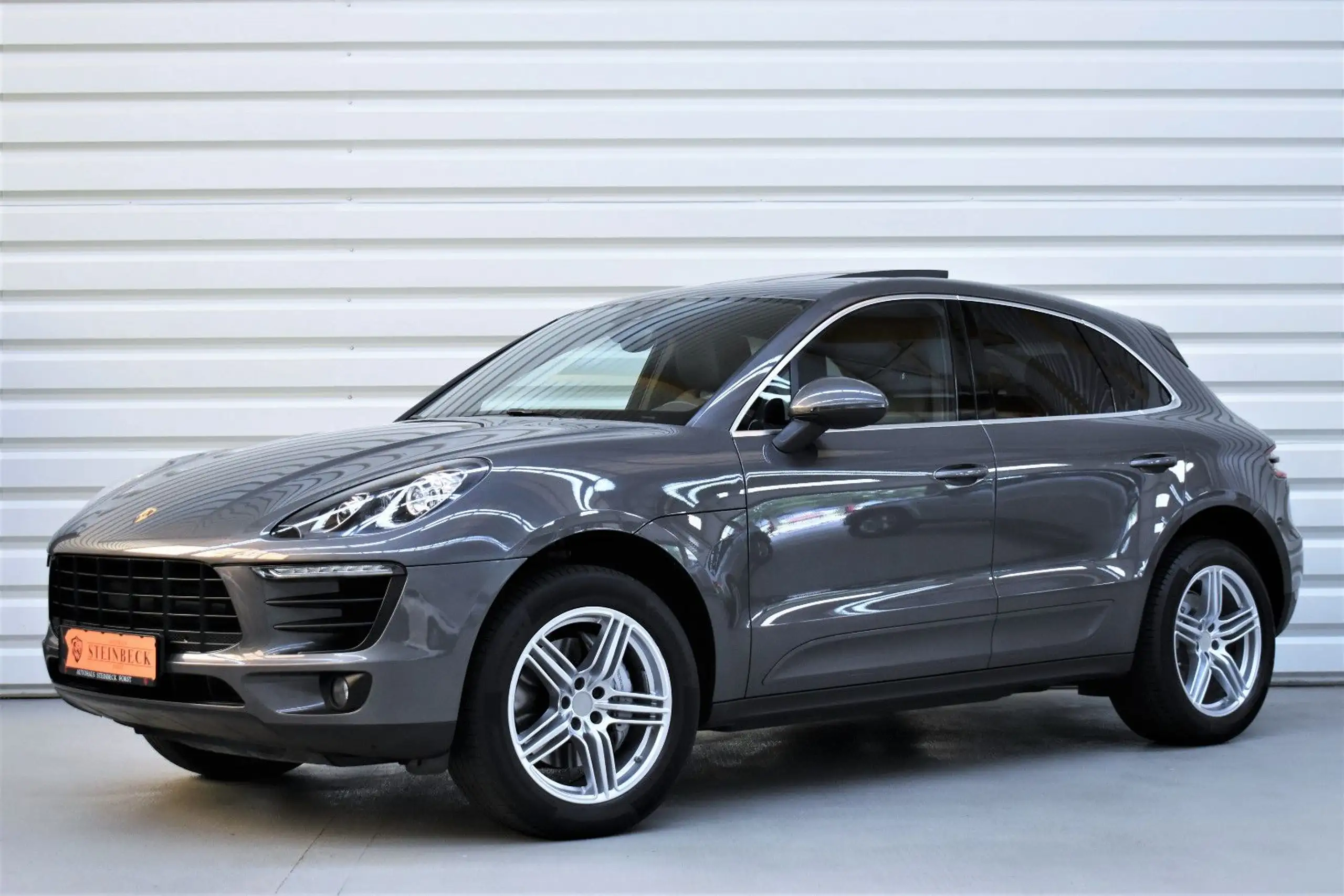 Porsche - Macan