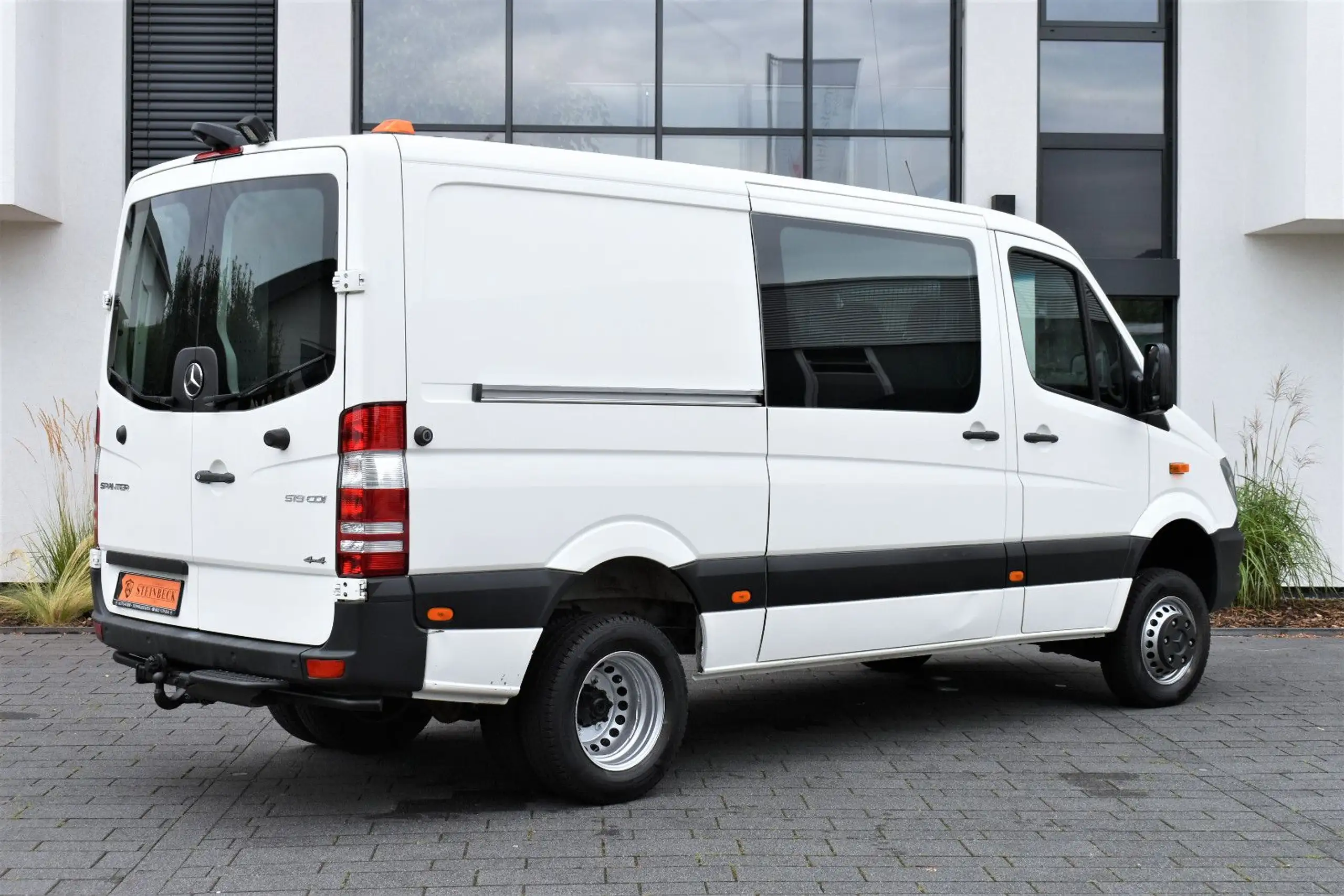 Mercedes-Benz - Sprinter