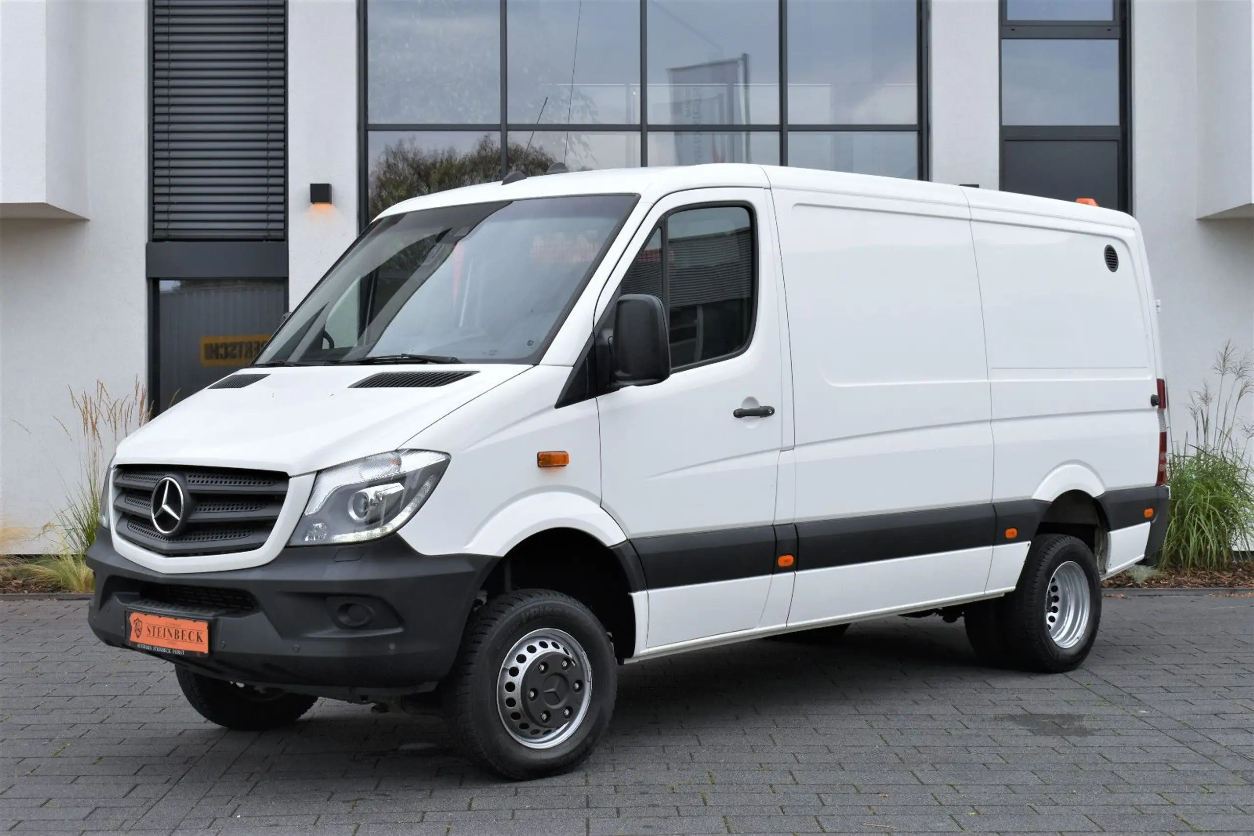 Mercedes-Benz - Sprinter