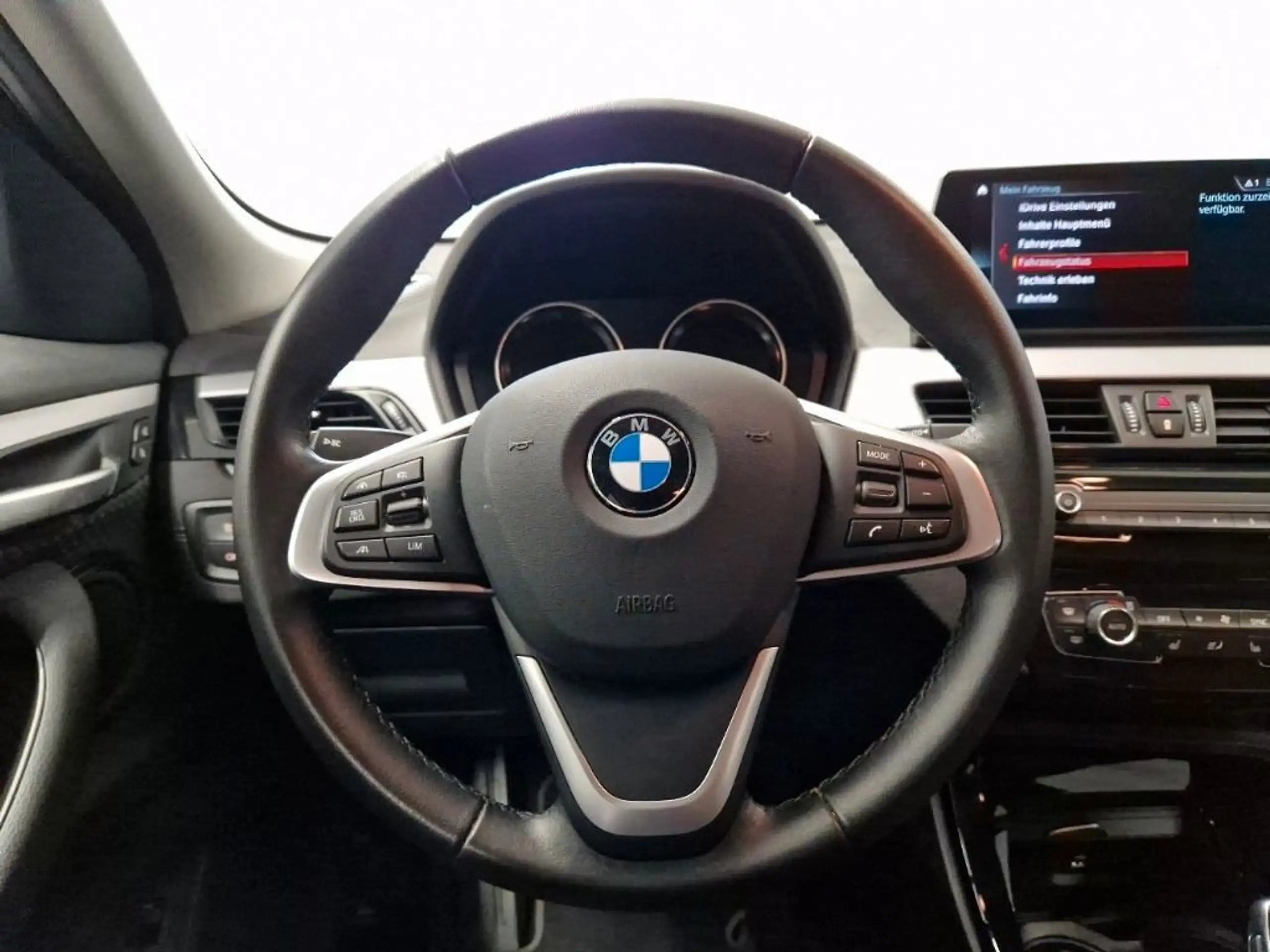 BMW - X2