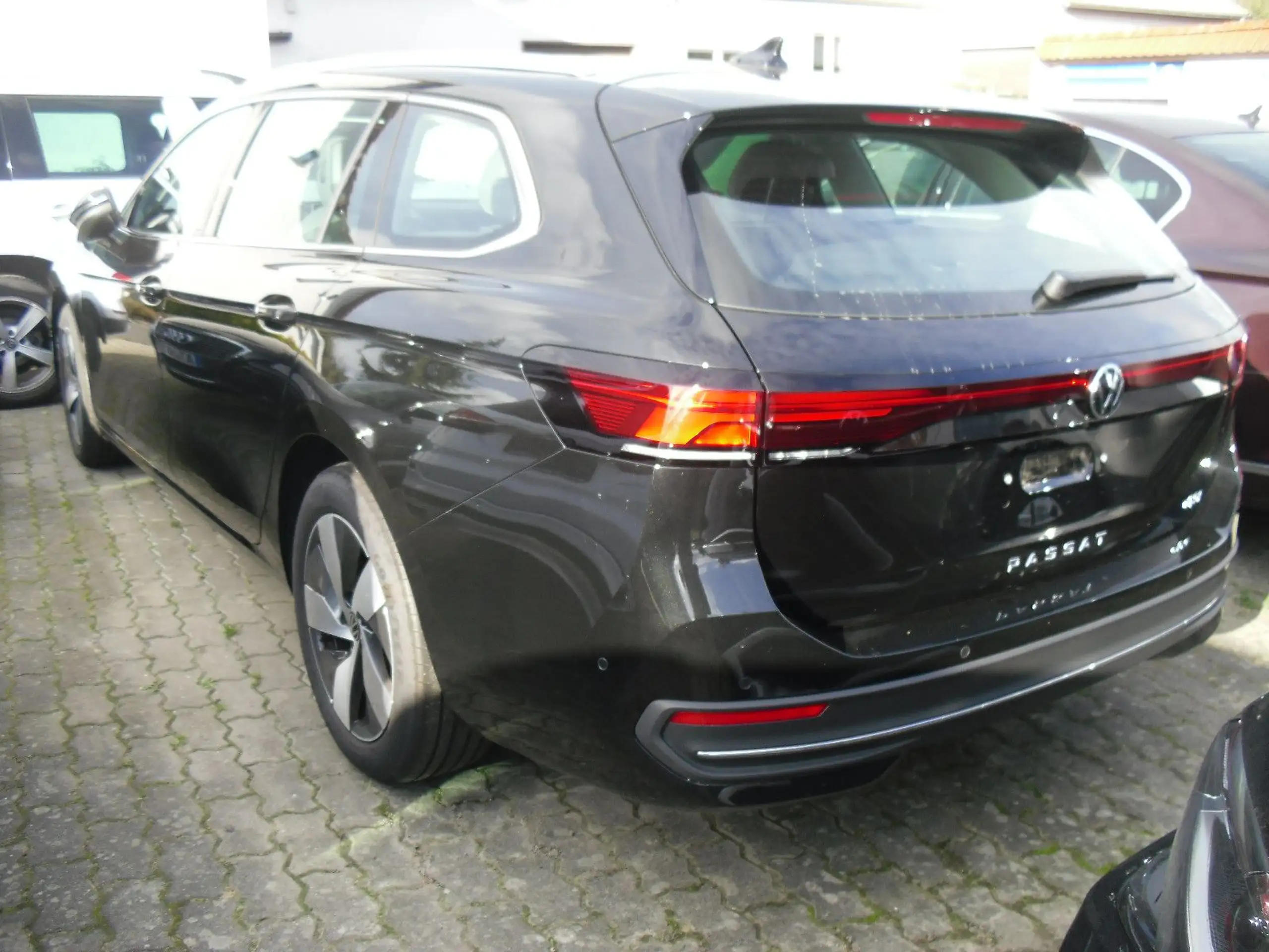 Volkswagen - Passat Variant