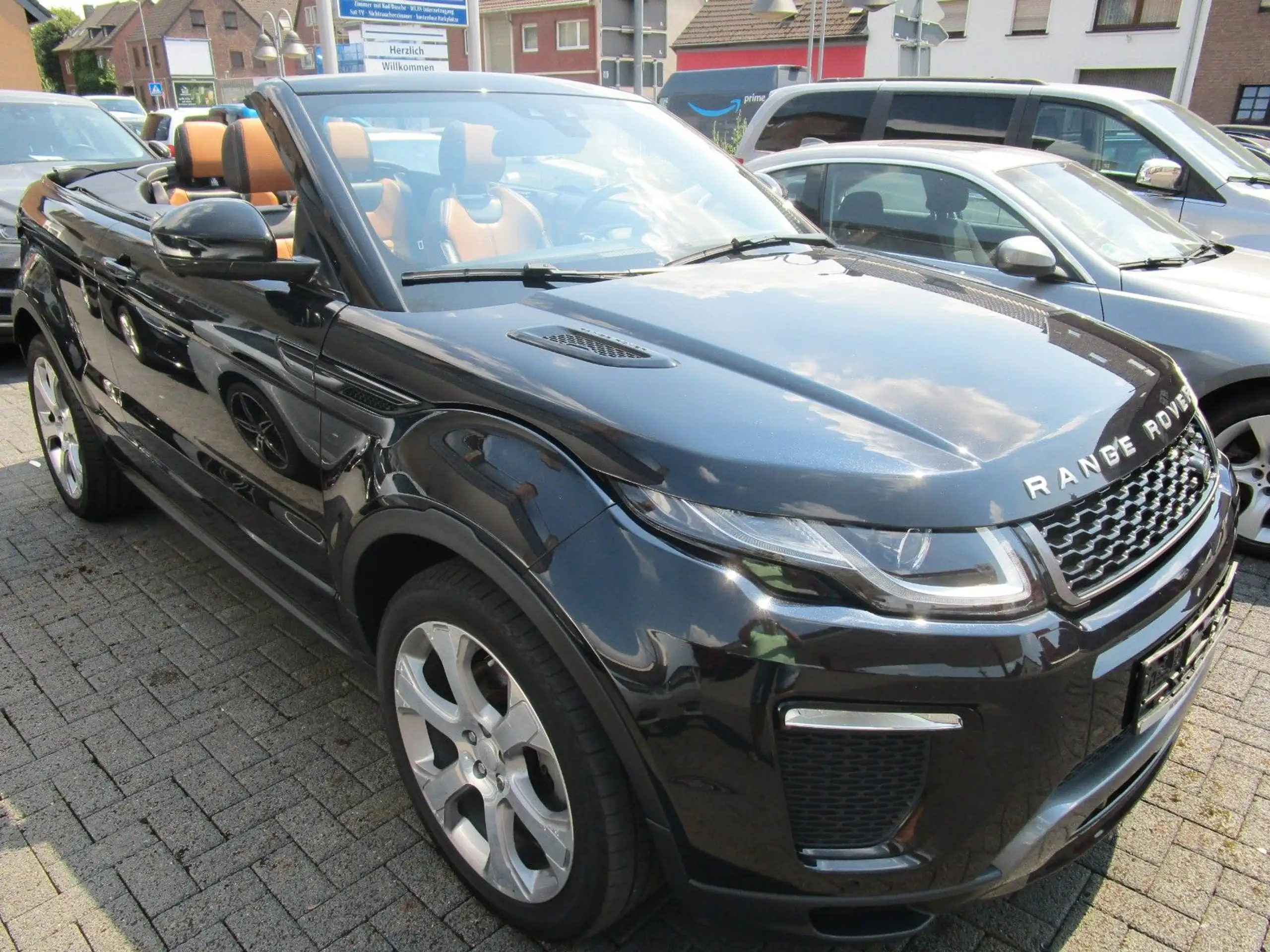 Land Rover - Range Rover Evoque