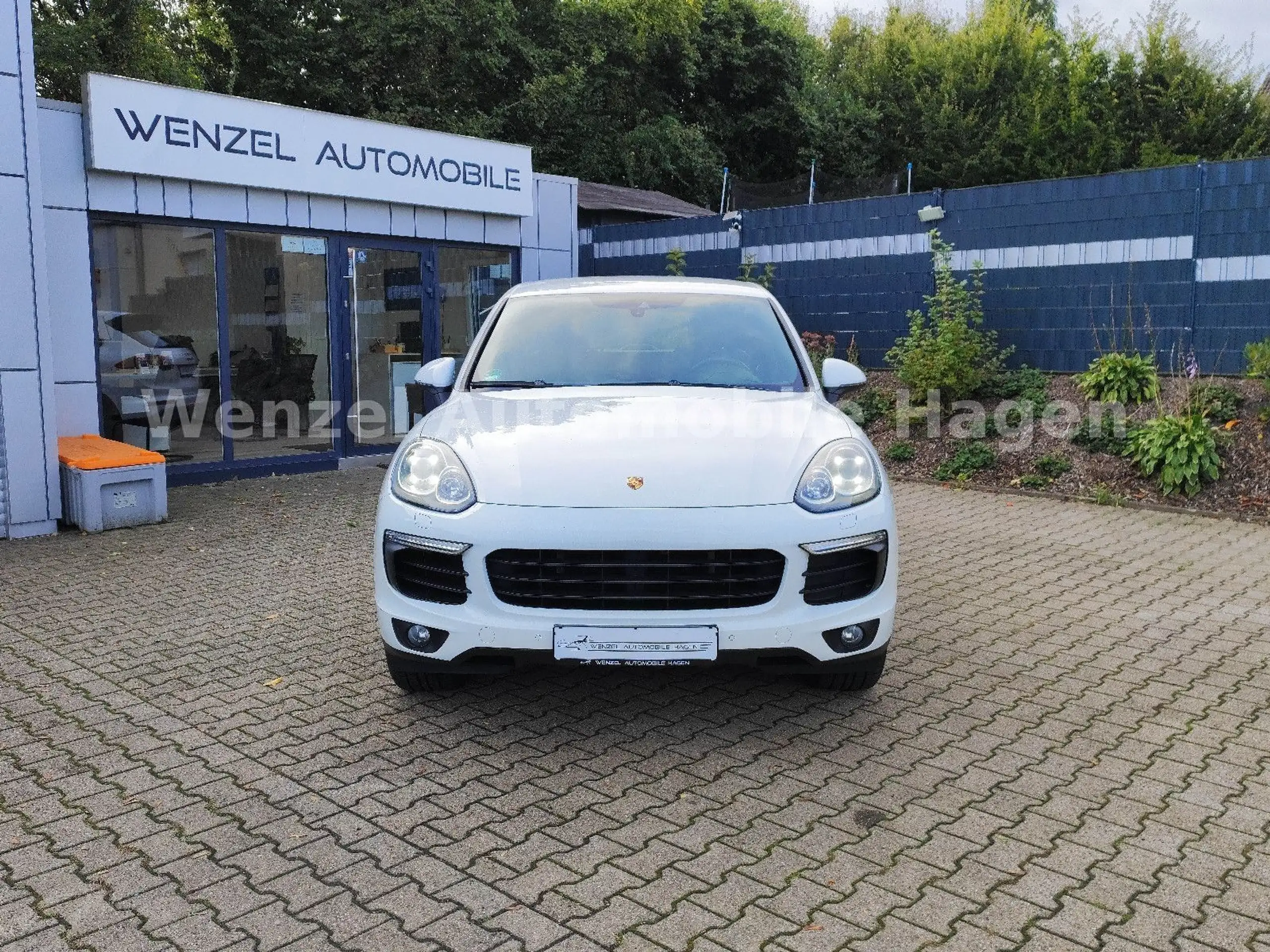 Porsche - Cayenne