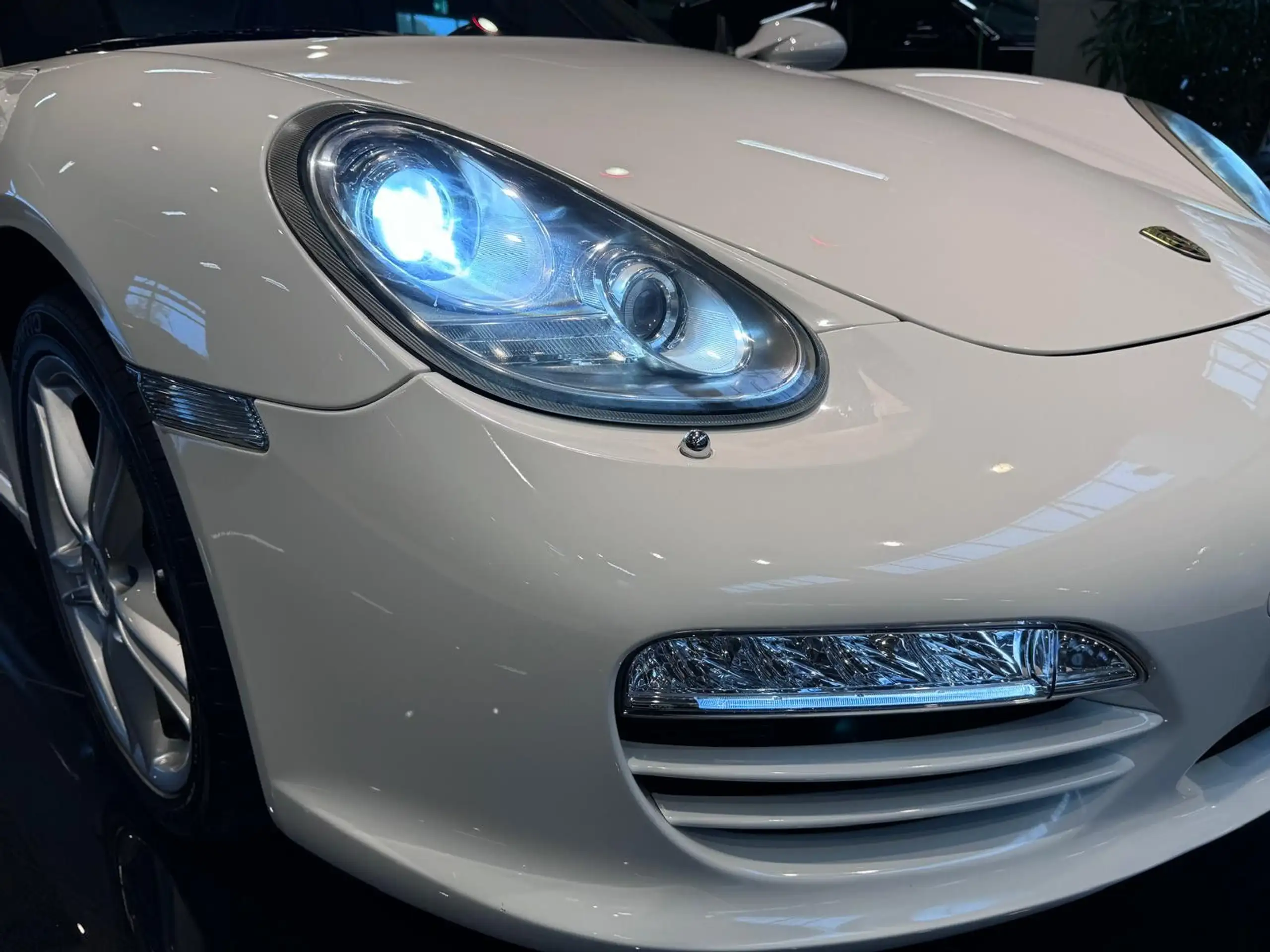 Porsche - Boxster