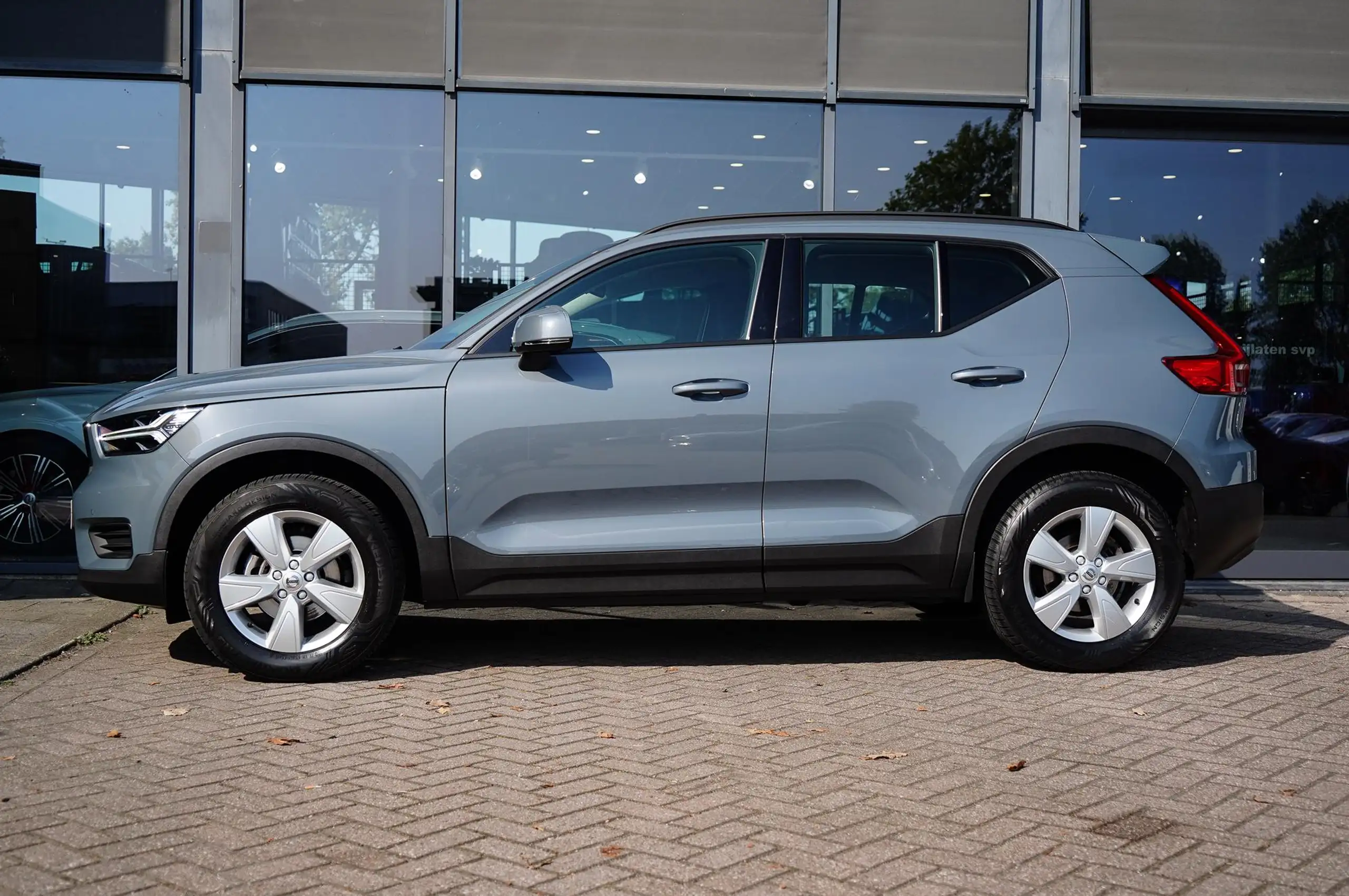 Volvo - XC40