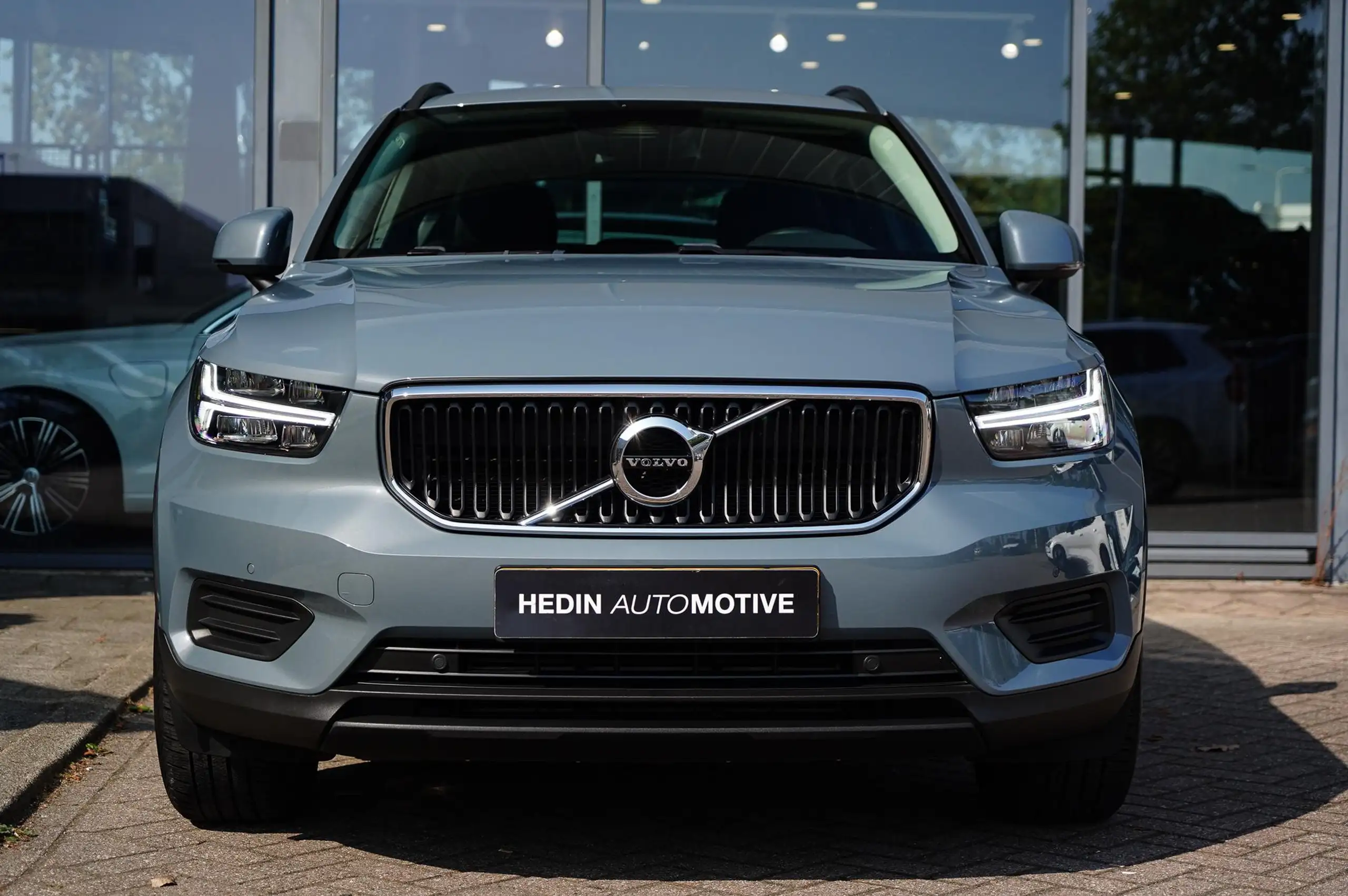 Volvo - XC40