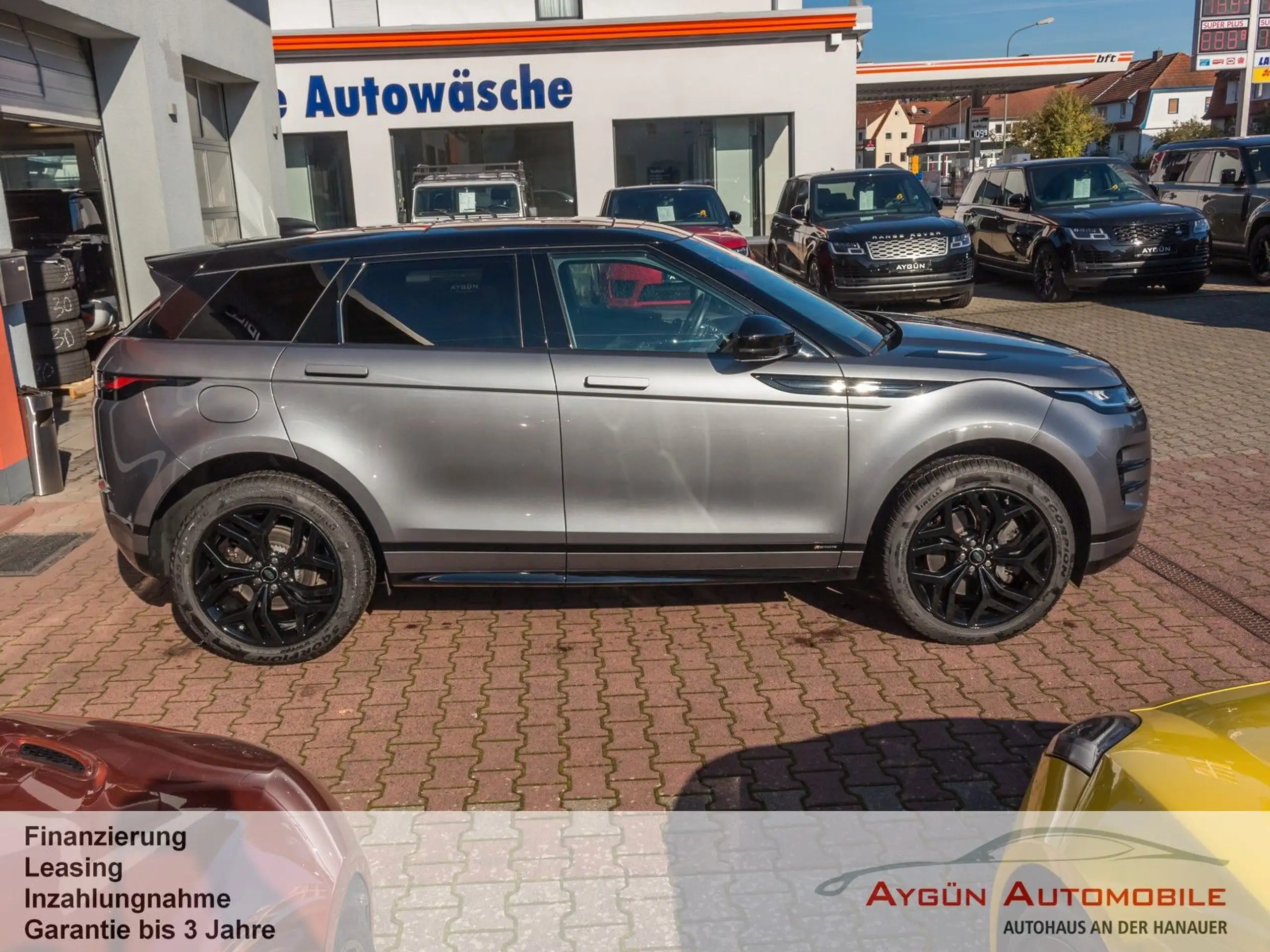 Land Rover - Range Rover Evoque