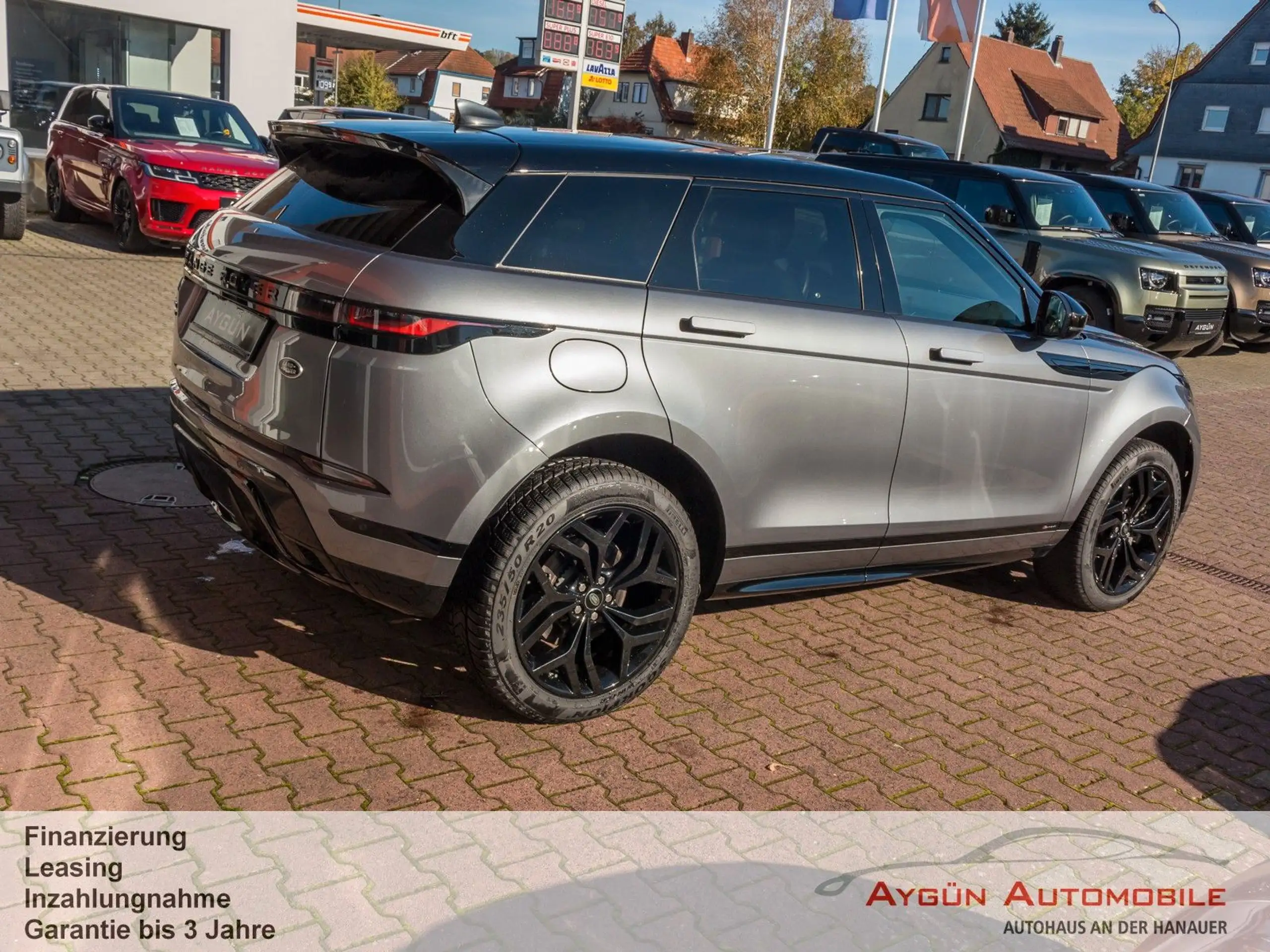 Land Rover - Range Rover Evoque