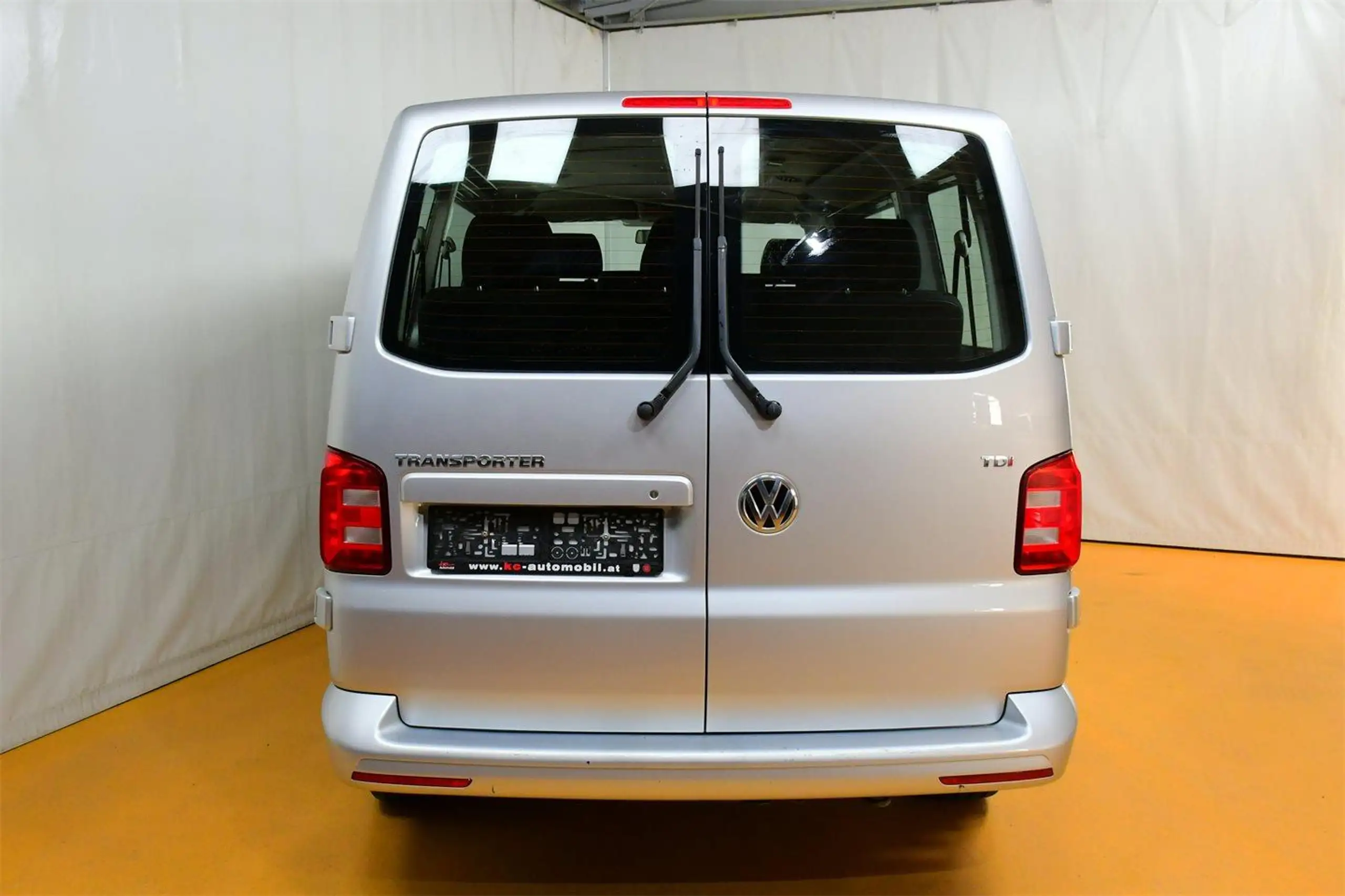 Volkswagen - T6 Kombi