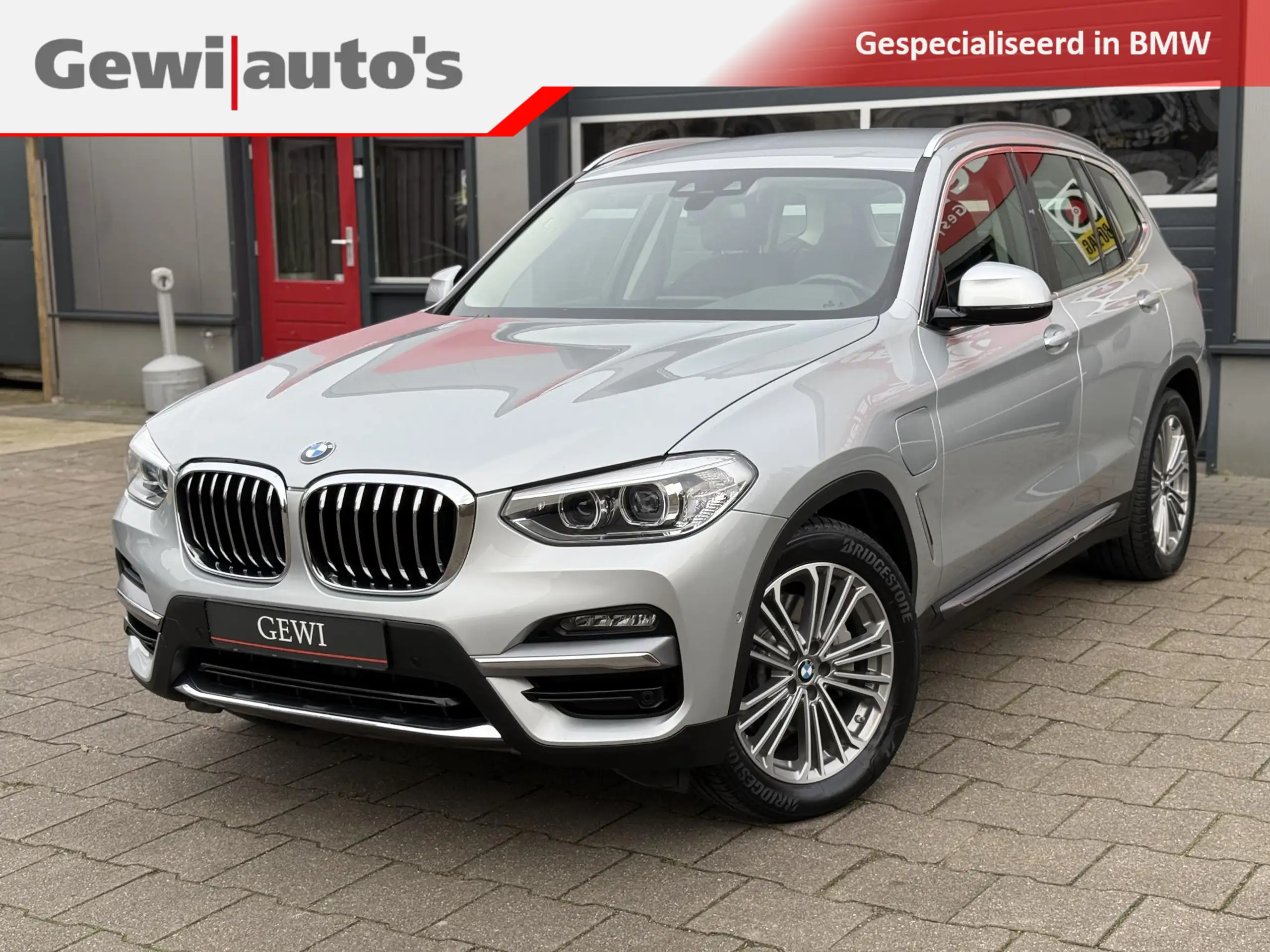 BMW - X3