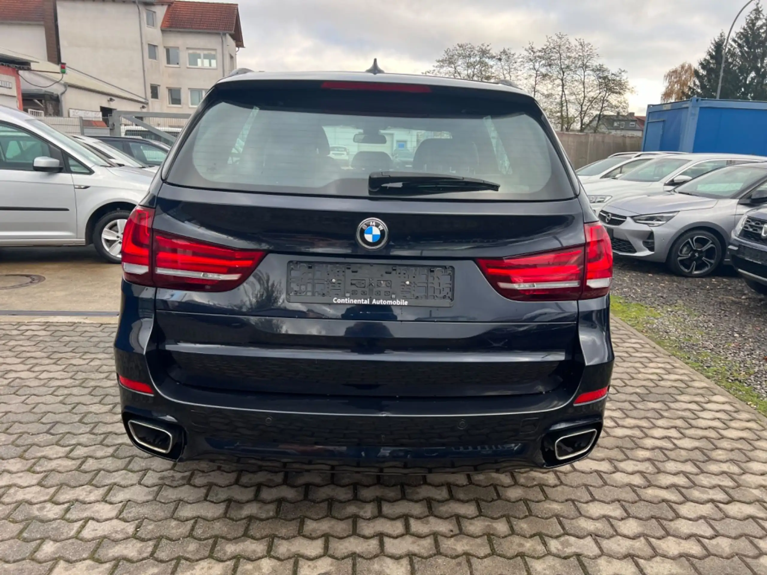 BMW - X5