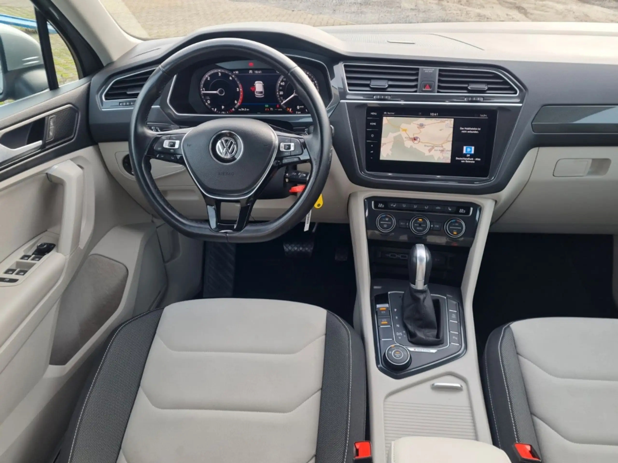 Volkswagen - Tiguan