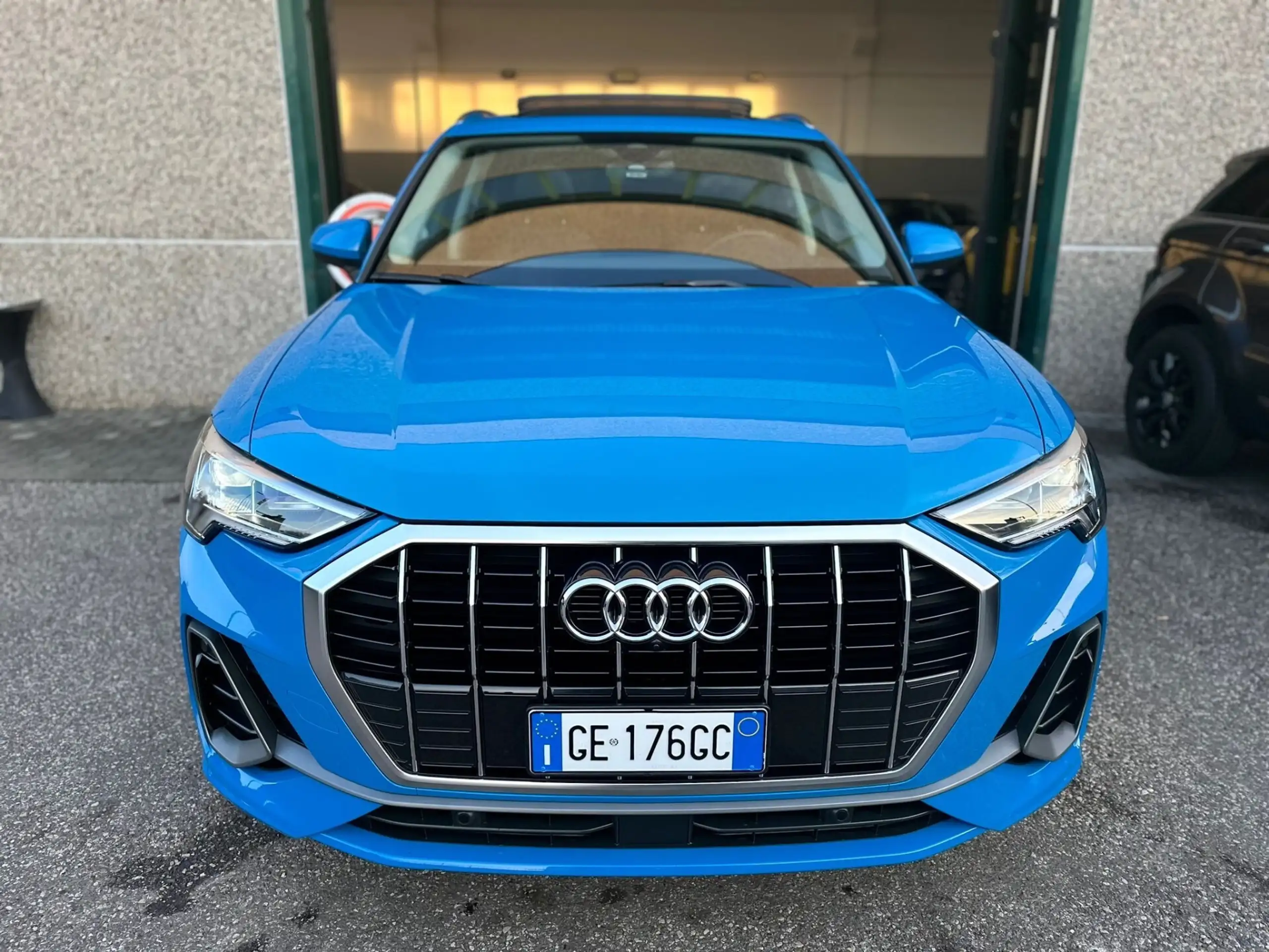 Audi - Q3