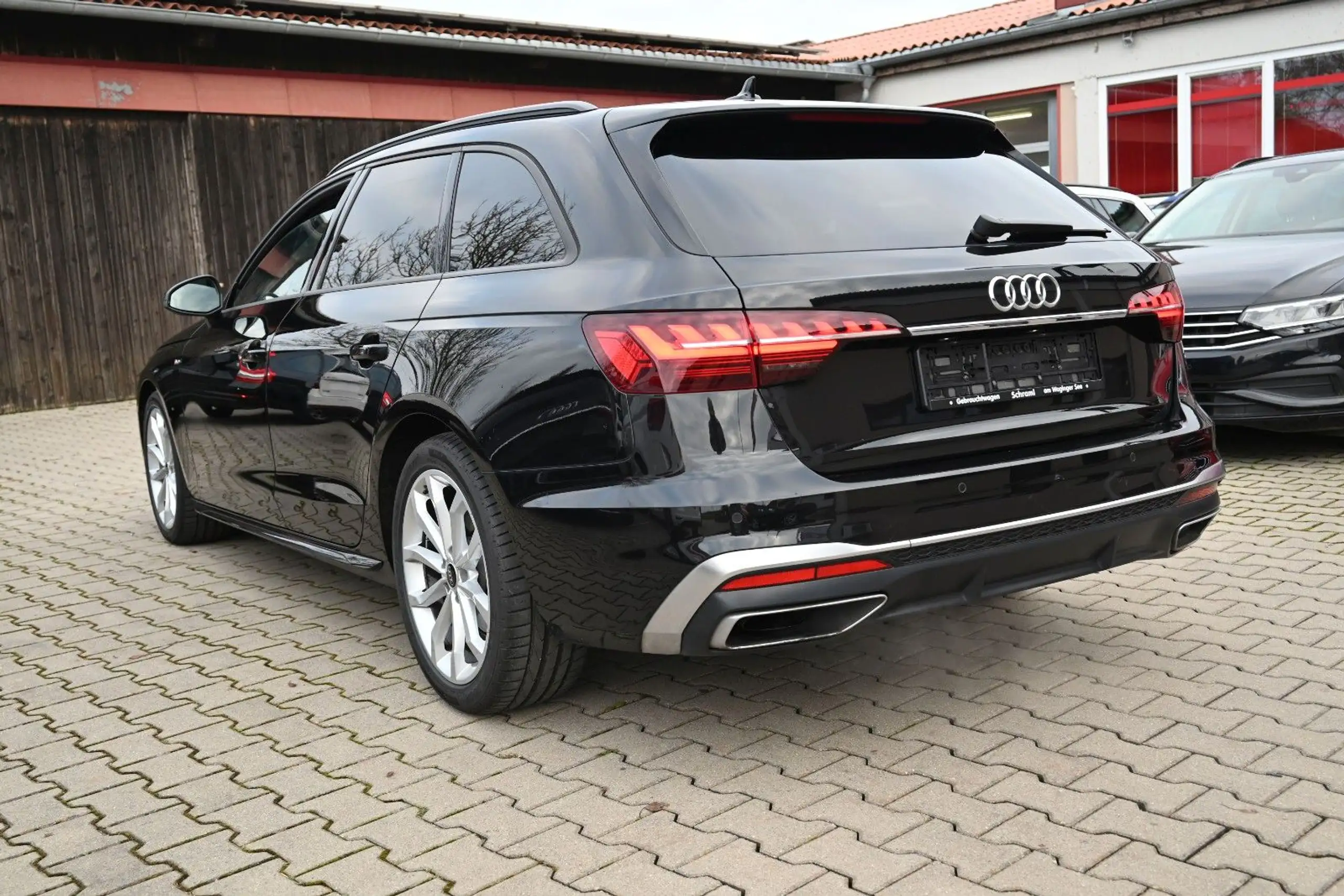 Audi - A4