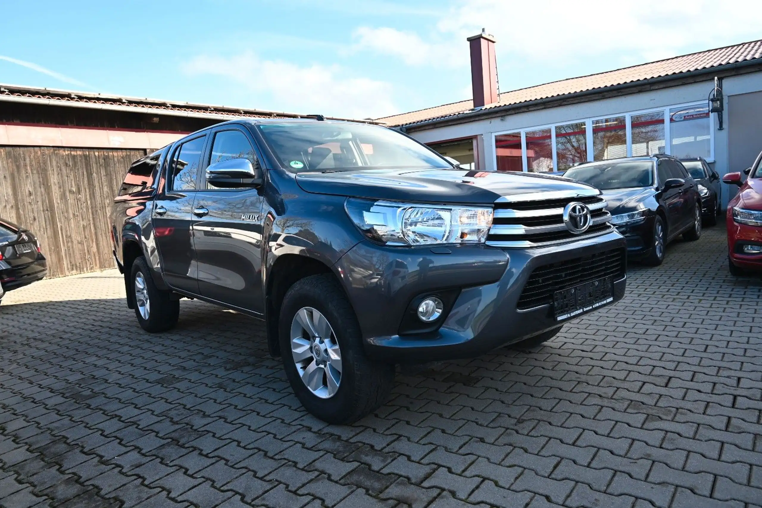 Toyota - Hilux