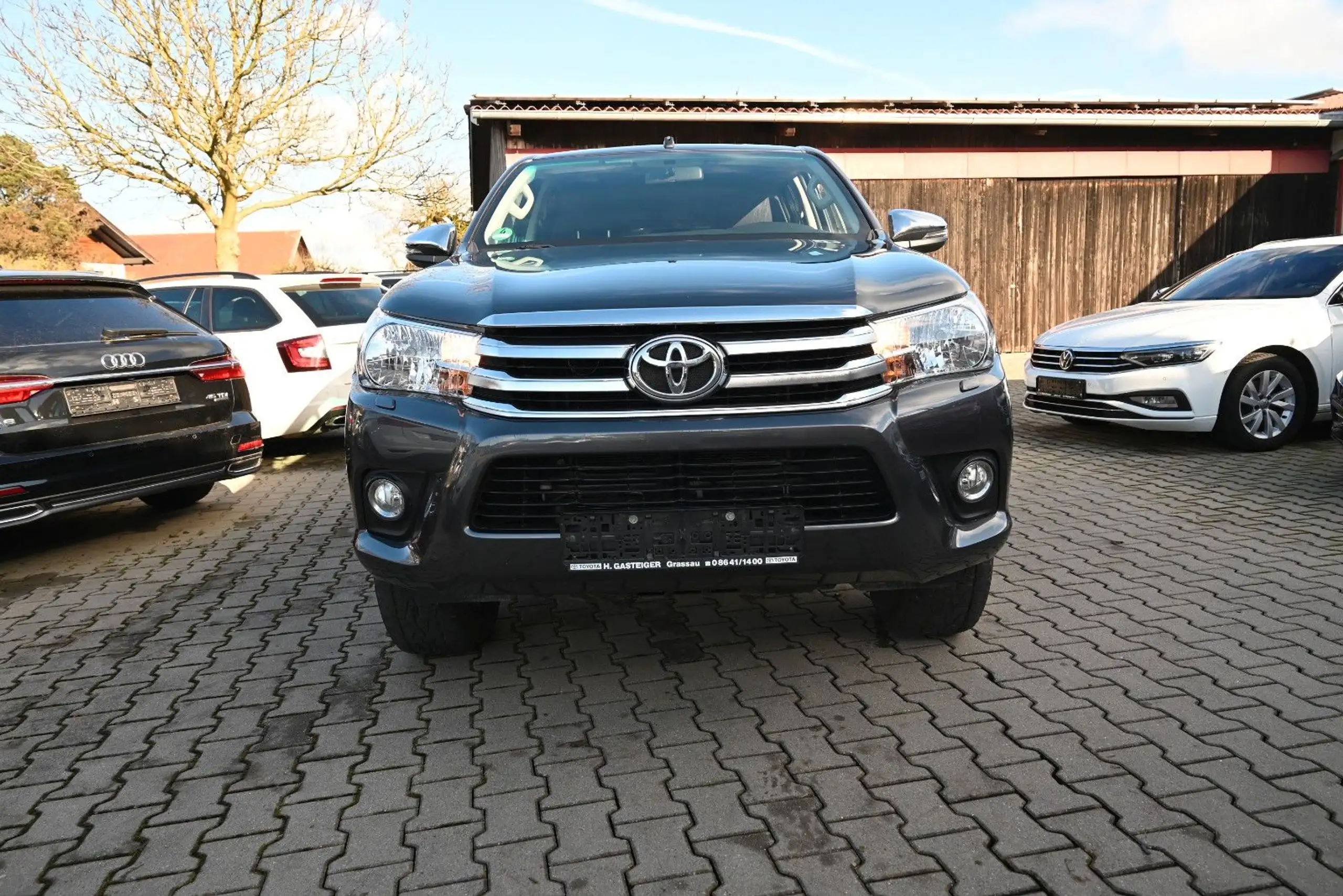 Toyota - Hilux