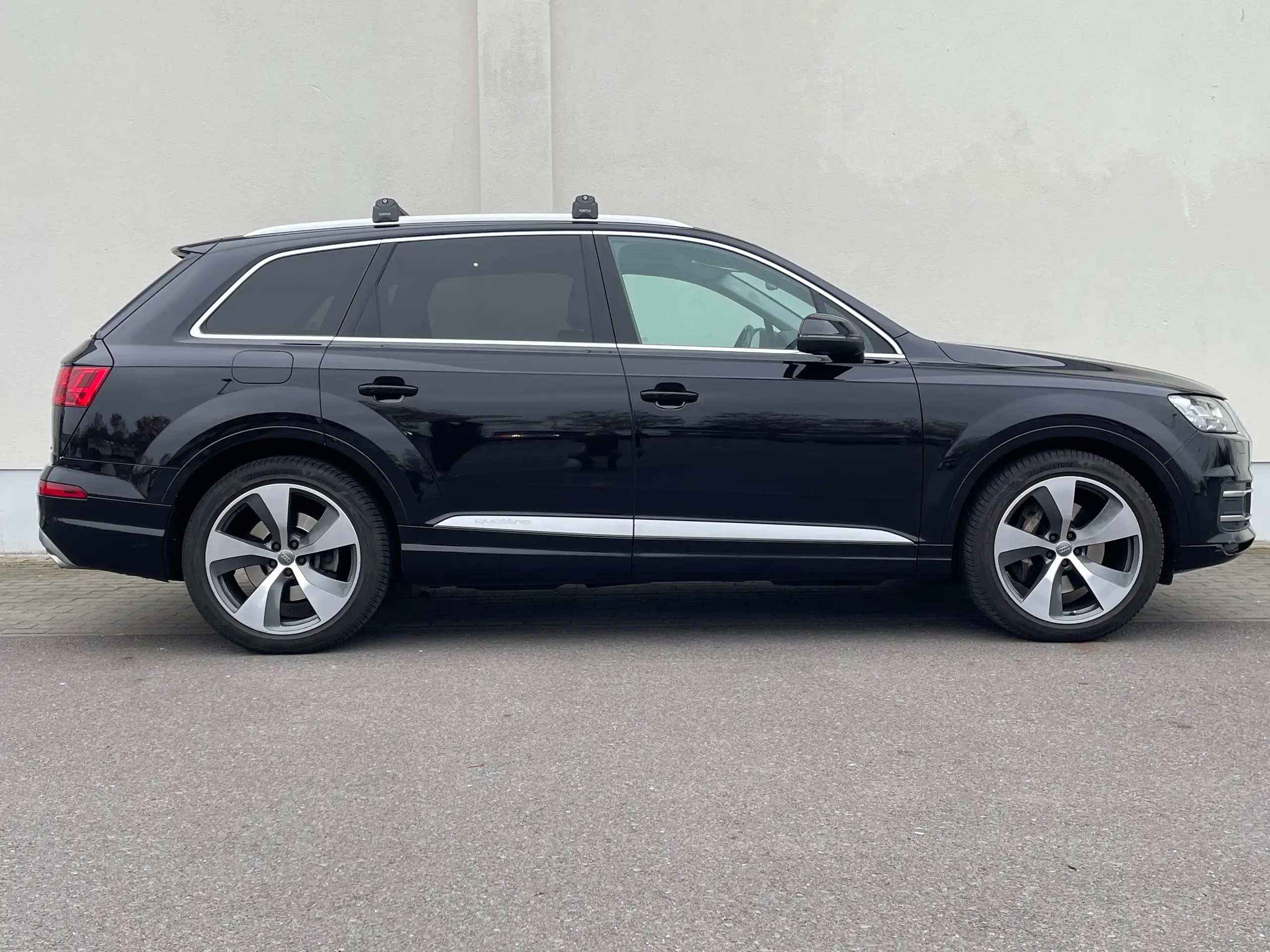 Audi - Q7