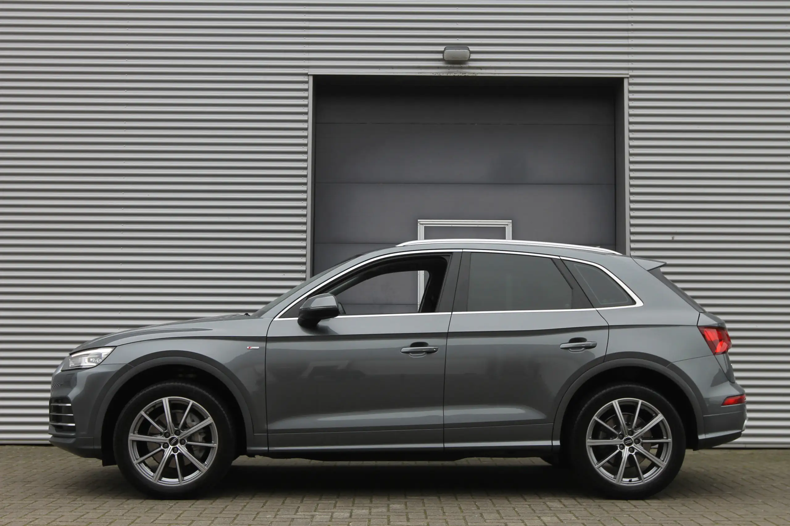 Audi - Q5