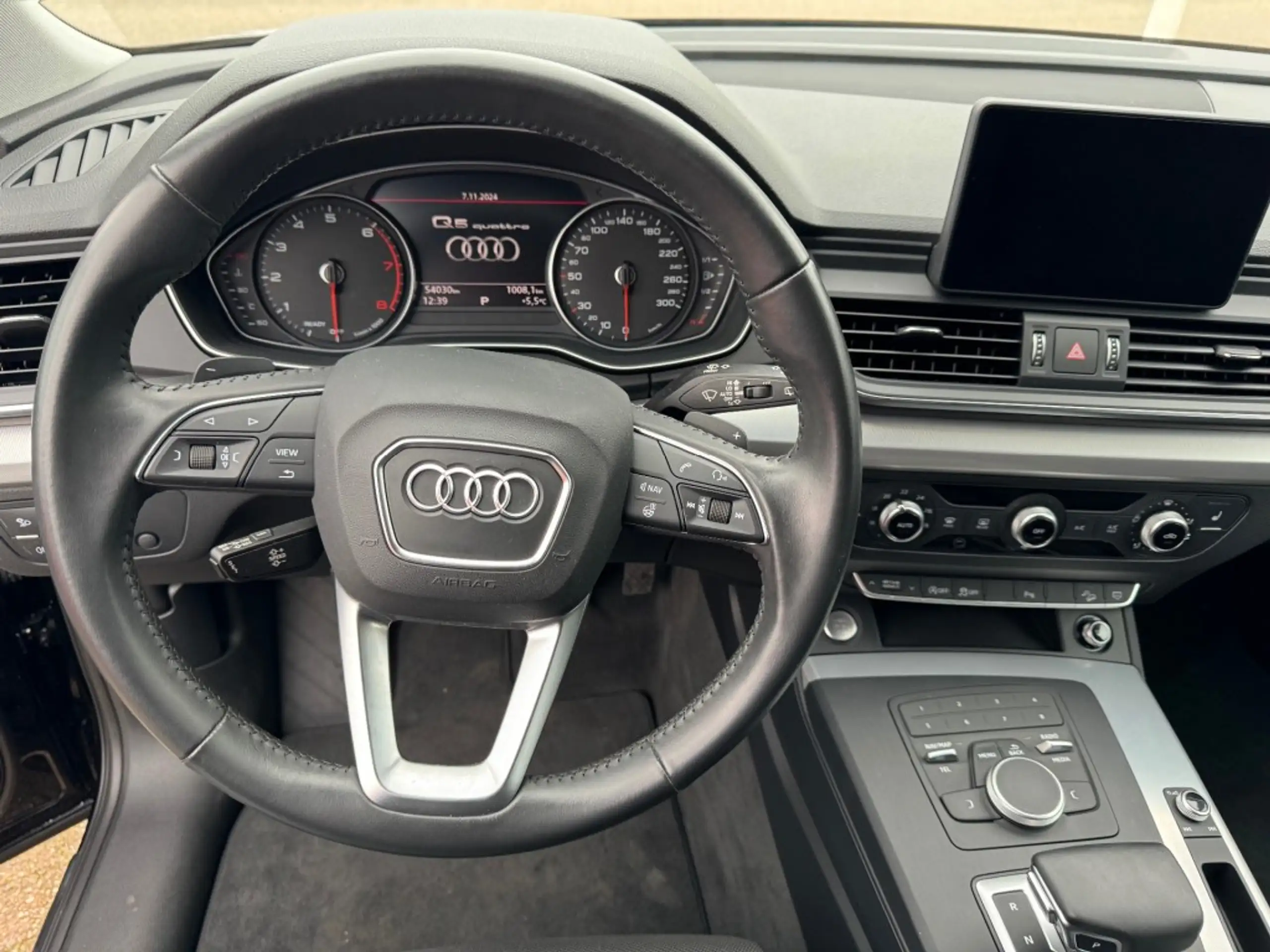 Audi - Q5