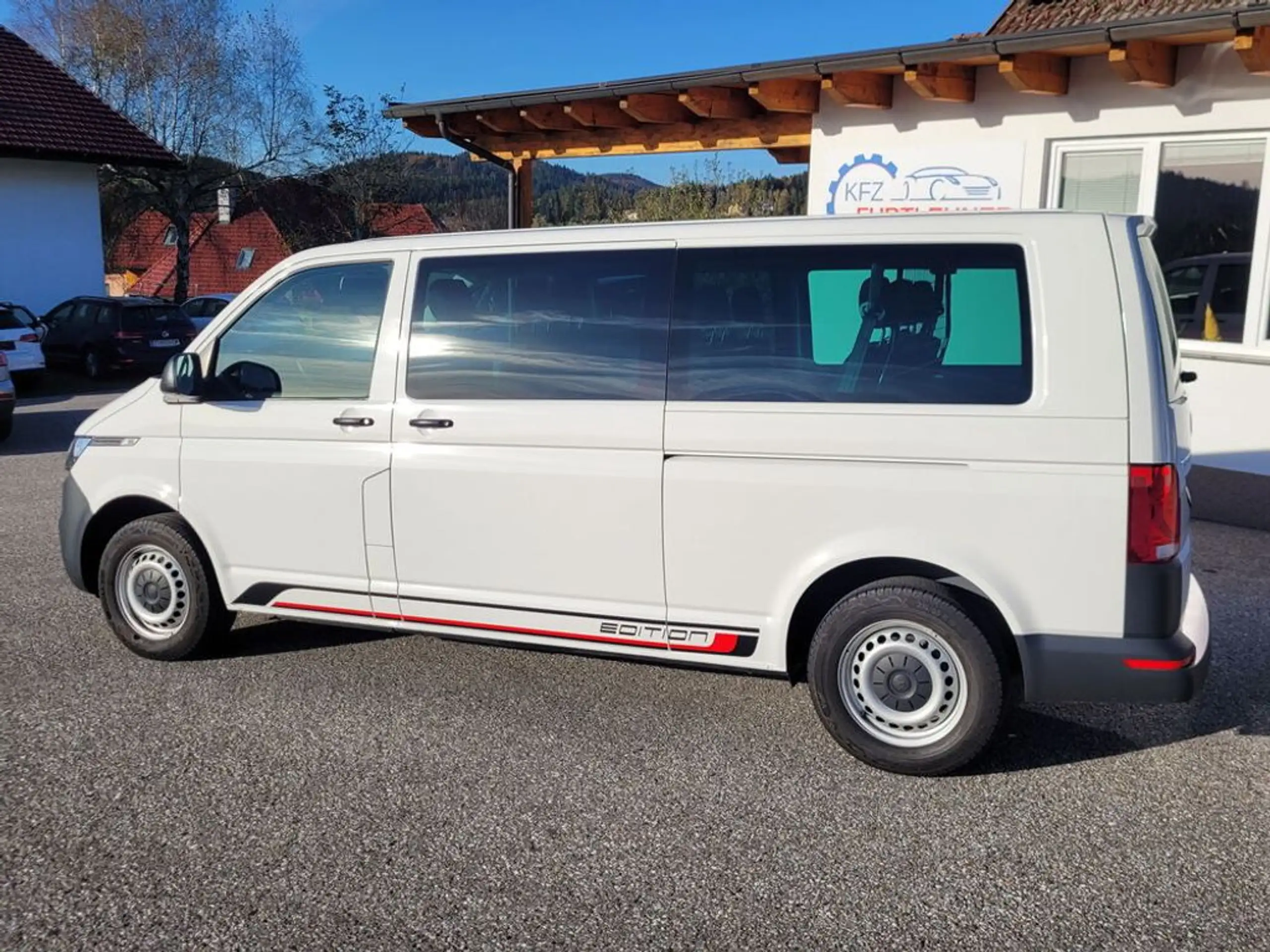 Volkswagen - T6.1 Kombi