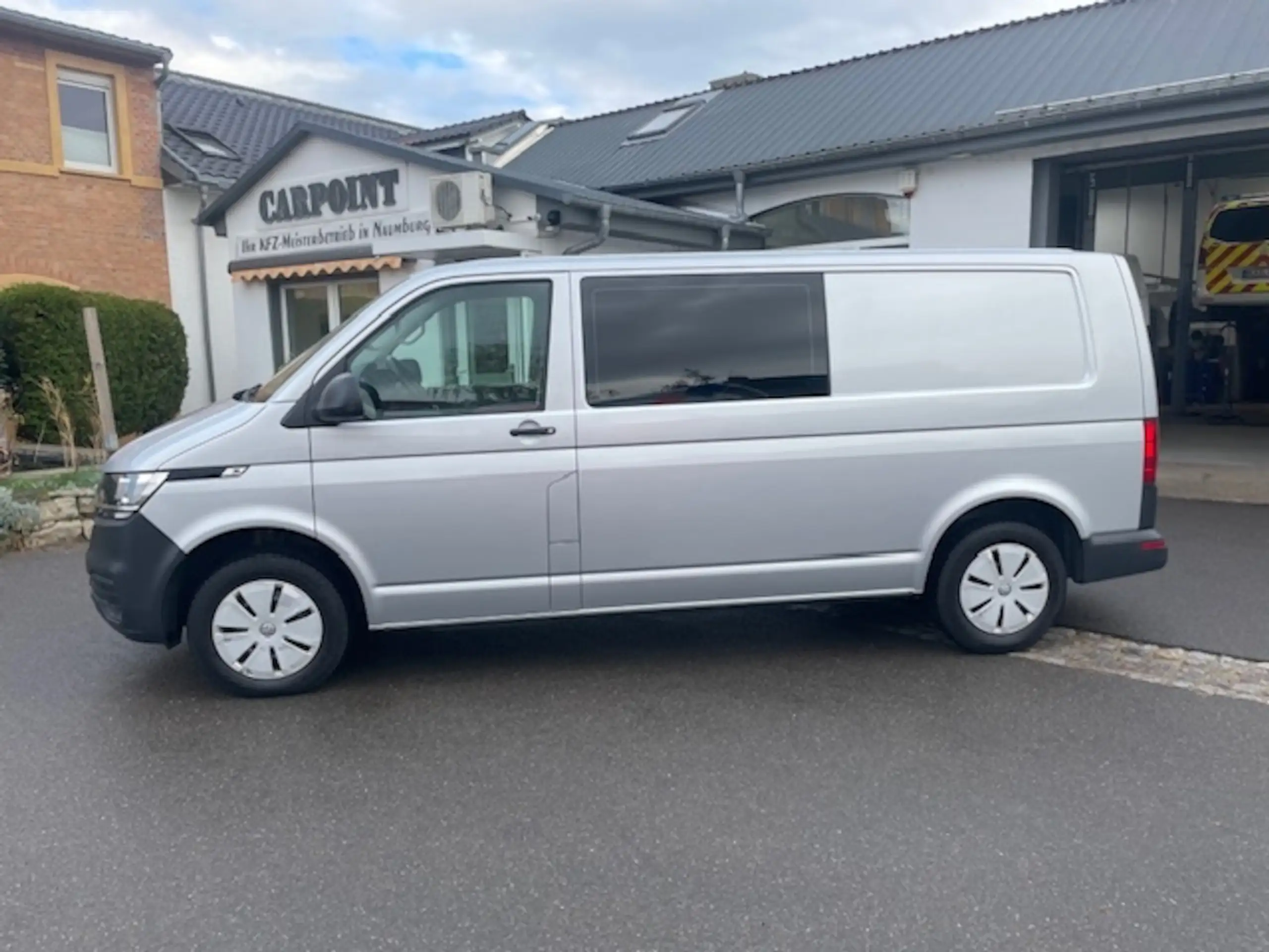 Volkswagen - T6.1 Transporter