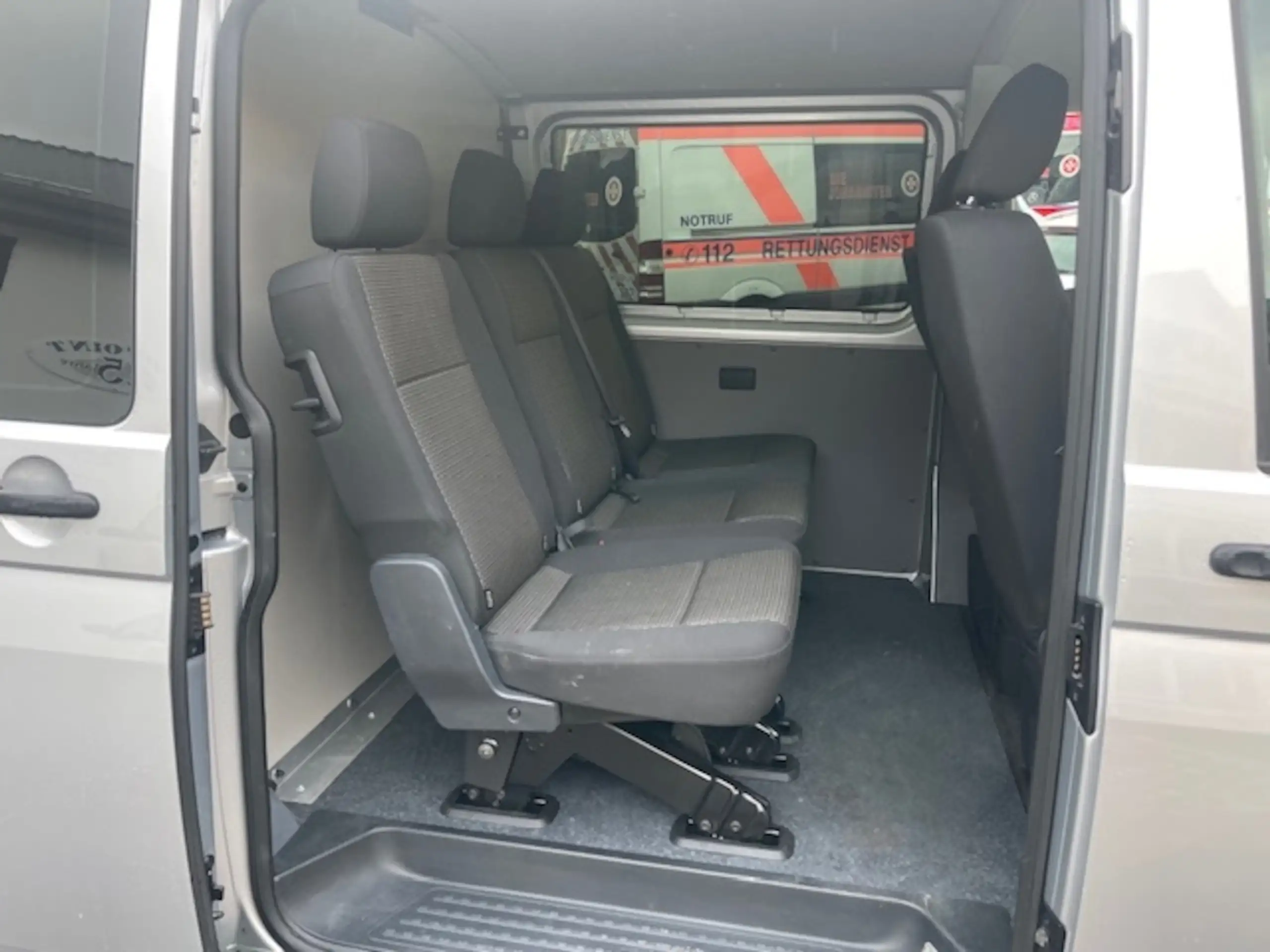 Volkswagen - T6.1 Transporter