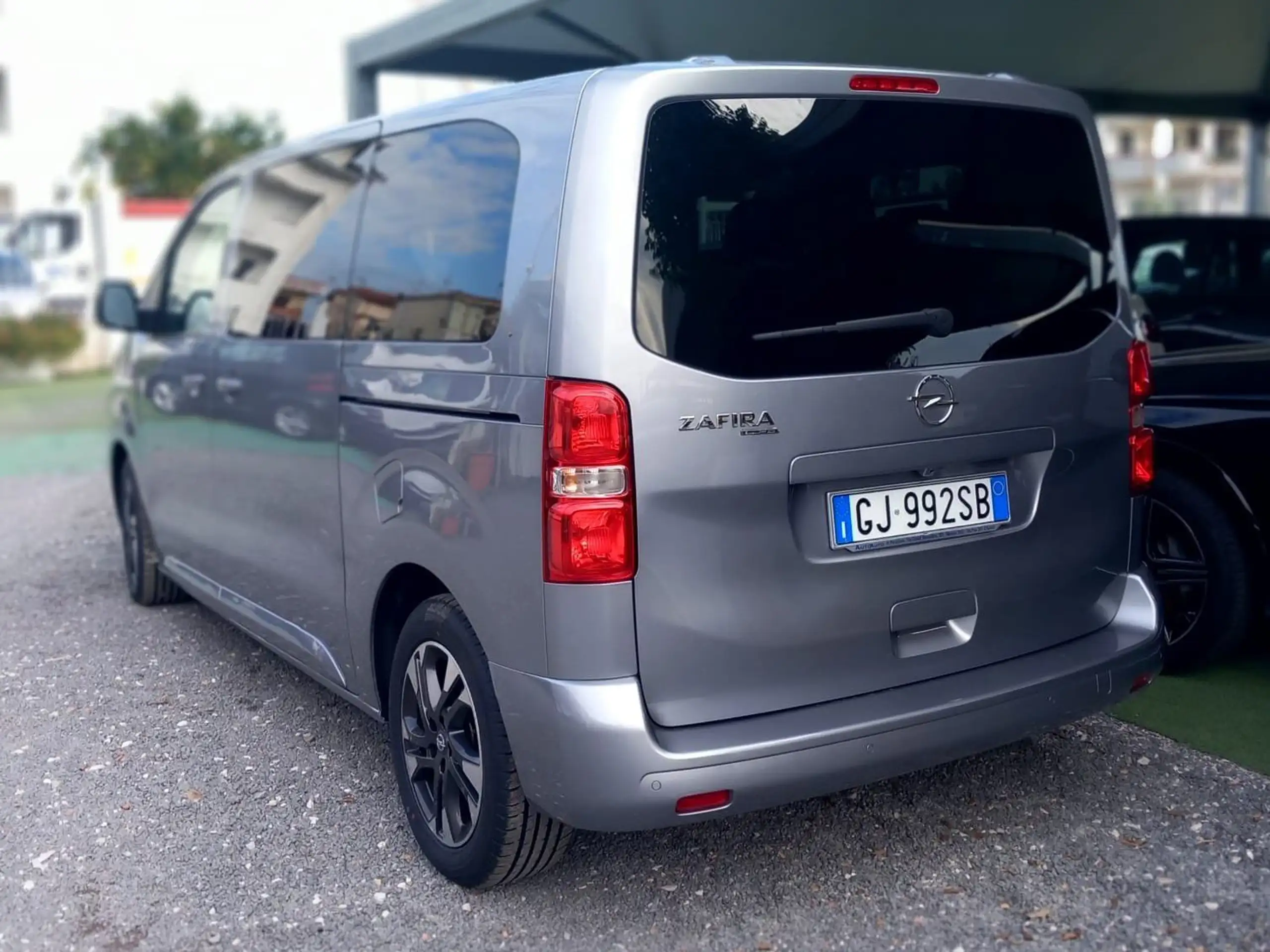 Opel - Zafira Life